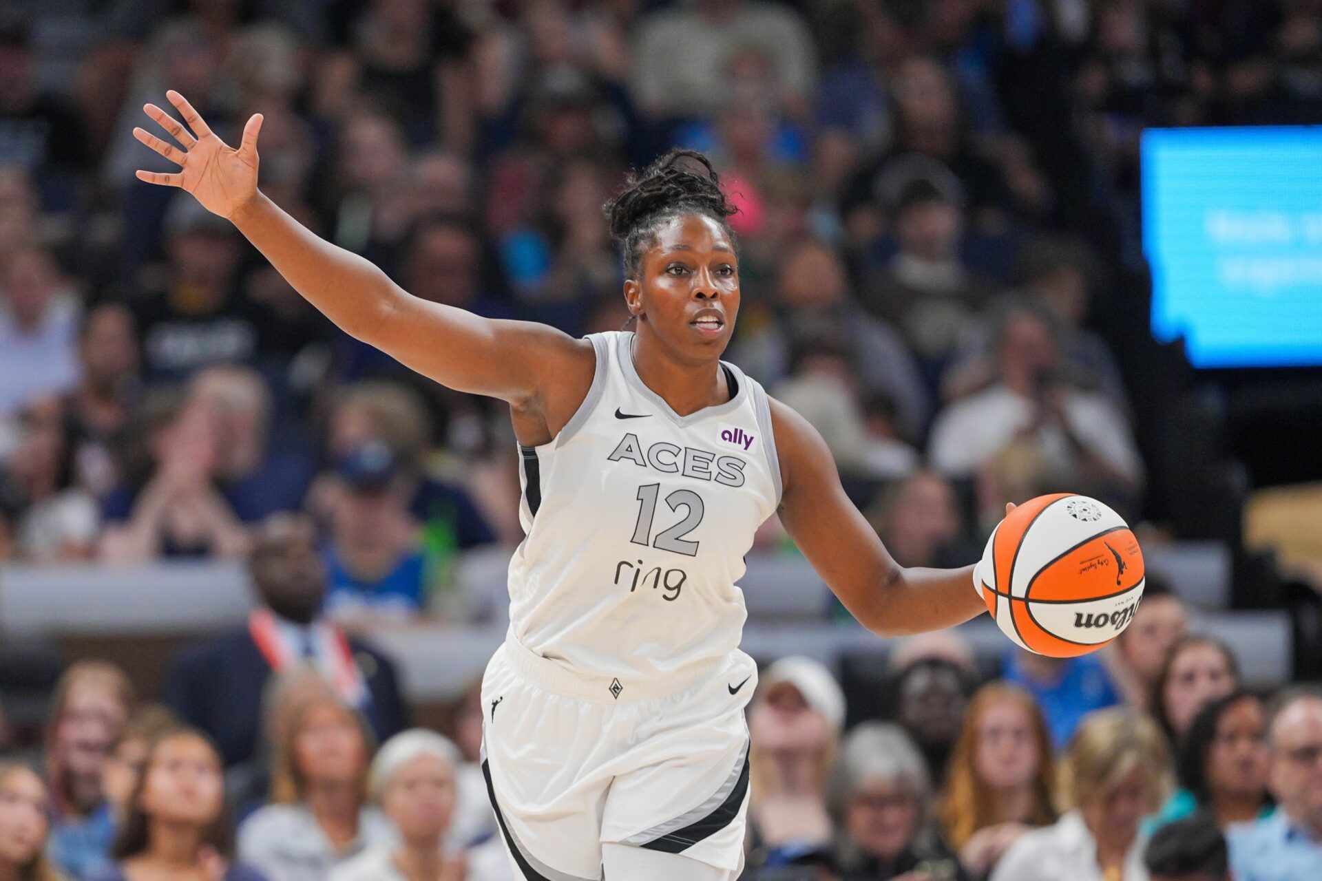 Las Vegas Aces guard Chelsea Gray (12) dribbles against the Minnesota Lynx in the second quarter at Target Center.
