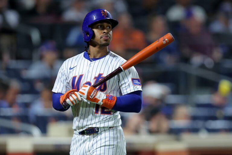New York Mets shortstop Francisco Lindor (12) reacts after striking out to end the eighth inning against the Milwaukee Brewers at Citi Field.