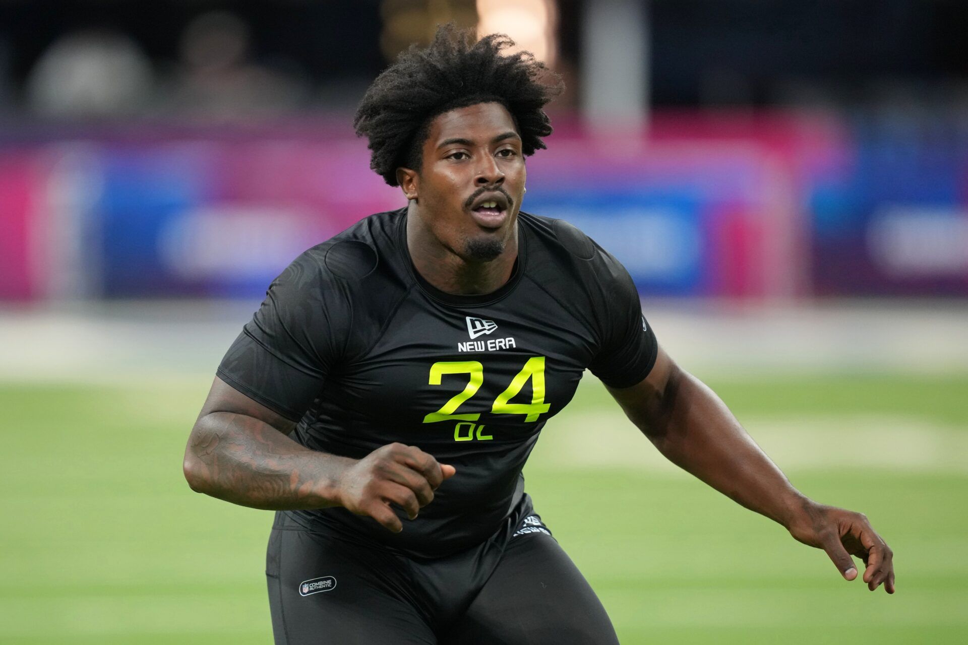 Tennessee defensive lineman Omarr Norman-Lott (DL24) participates in drills during the 2025 NFL Combine at Lucas Oil Stadium.