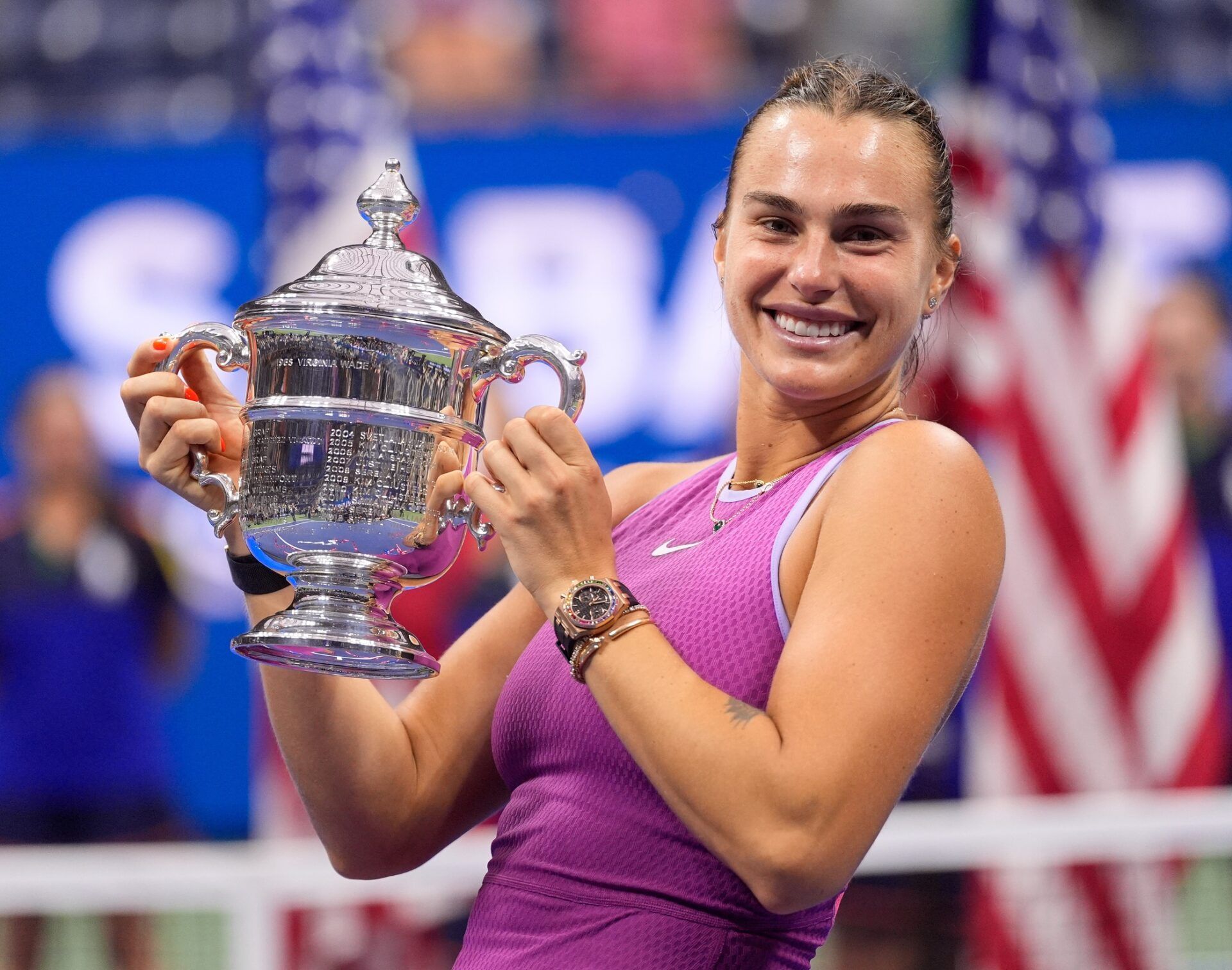 Flushing, NY, USA  Aryna Sabalenka with the US Open Trophy after beating Jessica Pegula (USA) in the women's singles final on day thirteen of the 2024 U.S. Open tennis tournament at USTA Billie Jean King National Tennis Center.