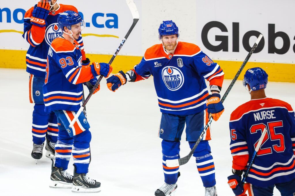 NHL Rumors: Edmonton Oilers Could Prise ‘Unicorn D-Man’ Away From Toronto Maple Leafs