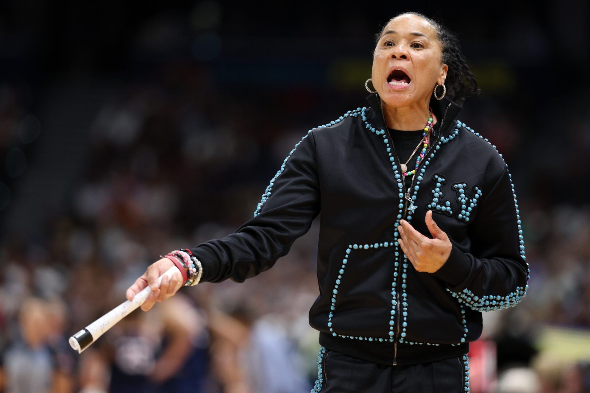 Dawn Staley Blown Away by Rare Recruit Gesture Never Seen Before in Her  25-Year Coaching Career