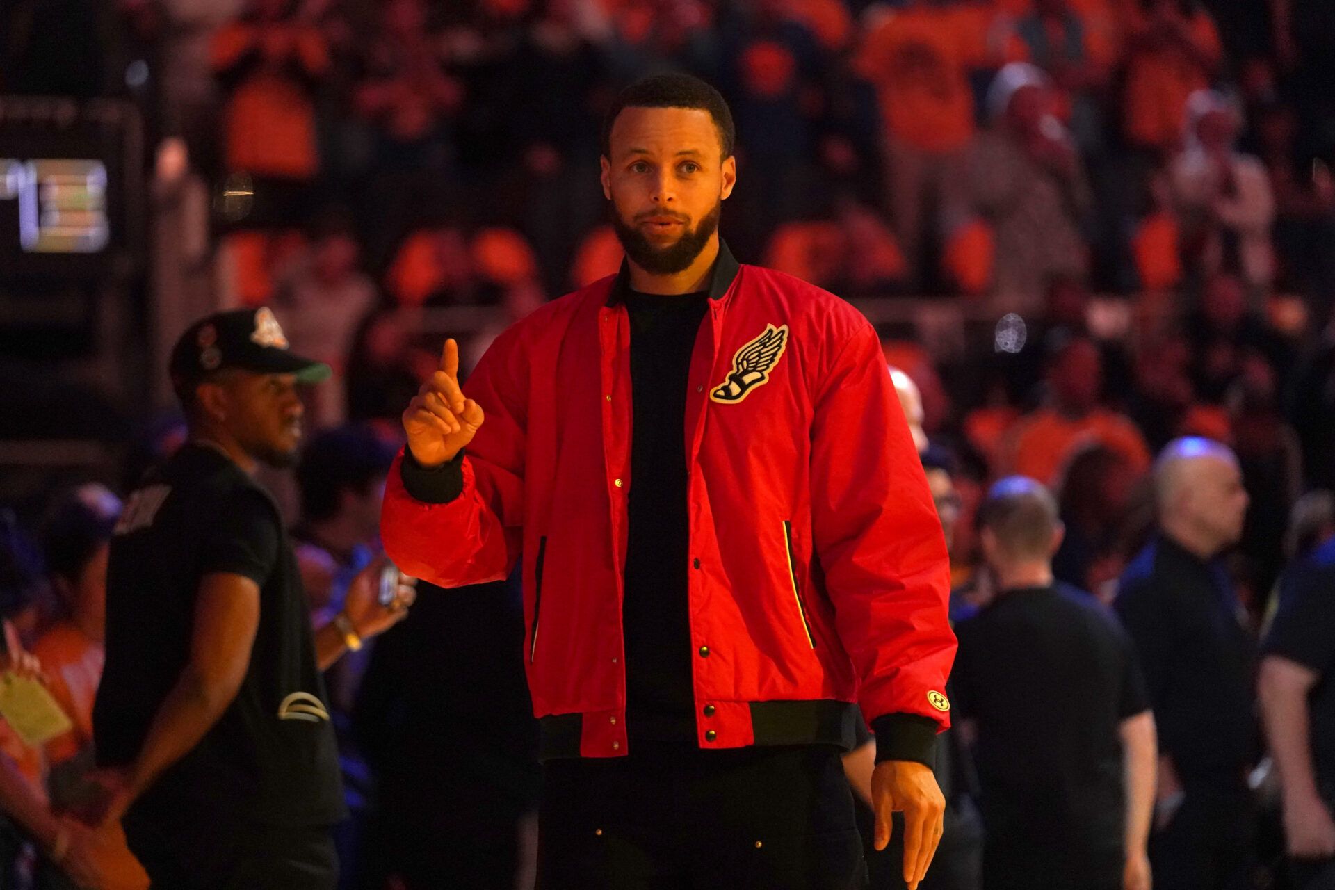 Golden State Warriors guard Stephen Curry stands on the court before the start of the game against the Minnesota Timberwolves during game four of the second round for the 2025 NBA Playoffs at Chase Center.