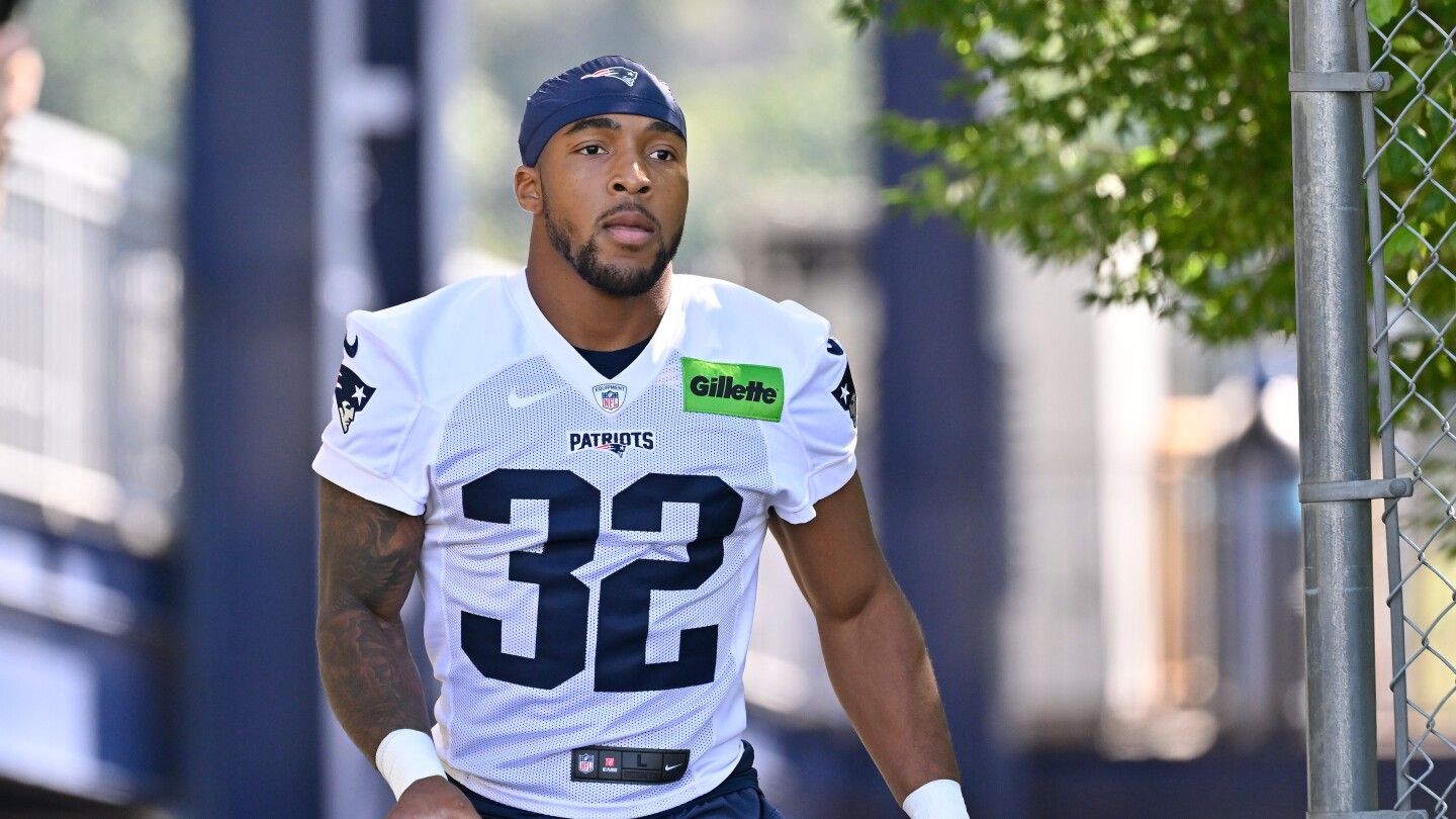 Is TreVeyon Henderson Playing Today? Latest on Patriots RB's Status in Week 3 Preseason Game vs. Giants