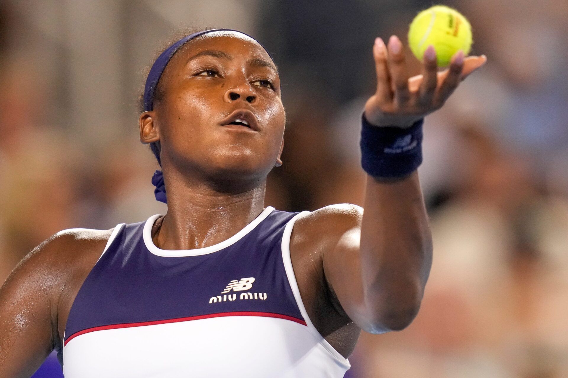 Coco Gauff serves in the Cincinnati Open quarterfinal match between Coco Gauff and Jasmine Paolini at the Lindner Family Tennis Center in Mason, Ohio, on Friday, Aug. 15, 2025. Paolini won 2-6, 6-4, 6-3.