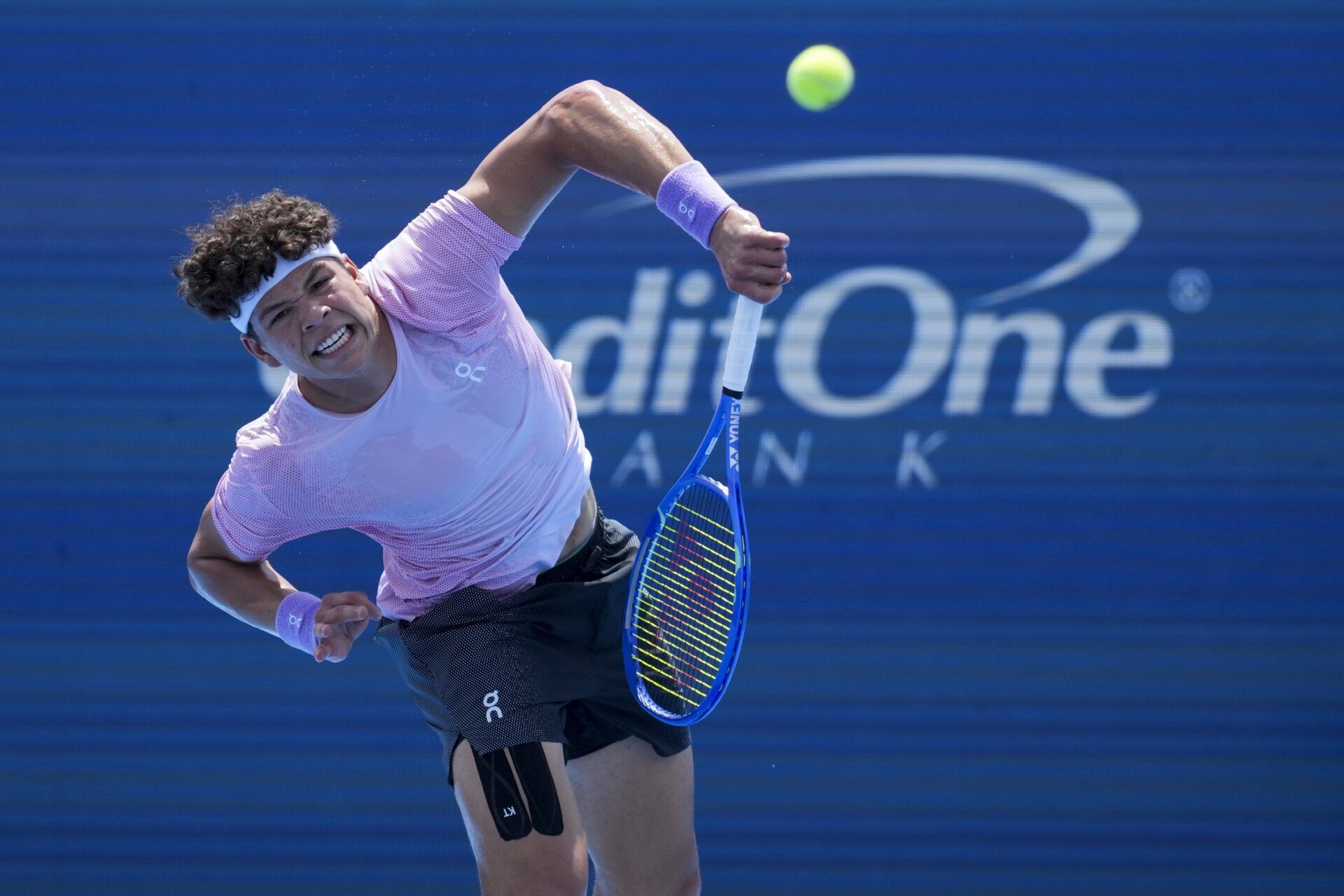 Ben Shelton (USA) serves against Roberto Bautista Agut (ESP) during the Cincinnati Open at the Lindner Family Tennis Center.