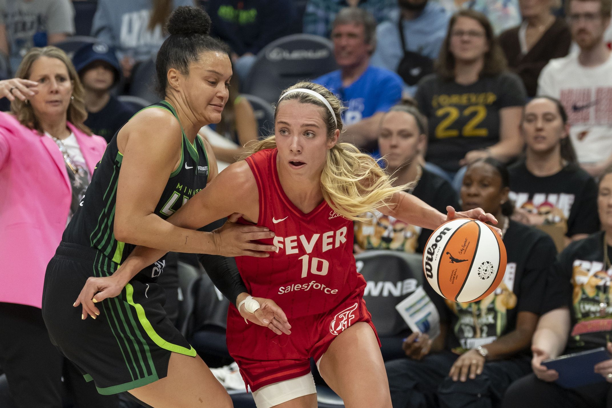 Fever Fans Outraged As Kayla McBride's Ugly Elbow on Lexie Hull Goes Viral