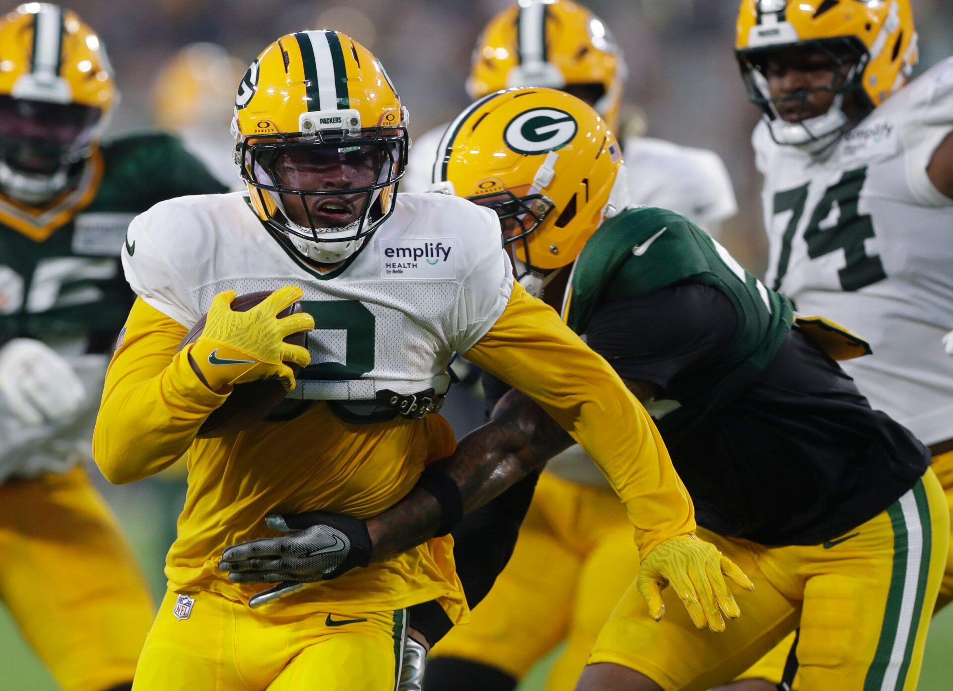 Green Bay Packers running back Josh Jacobs (8) carries the ball during Green Bay Packers Family Night on Aug. 2, 2025, at Lambeau Field in Green Bay, Wis.
