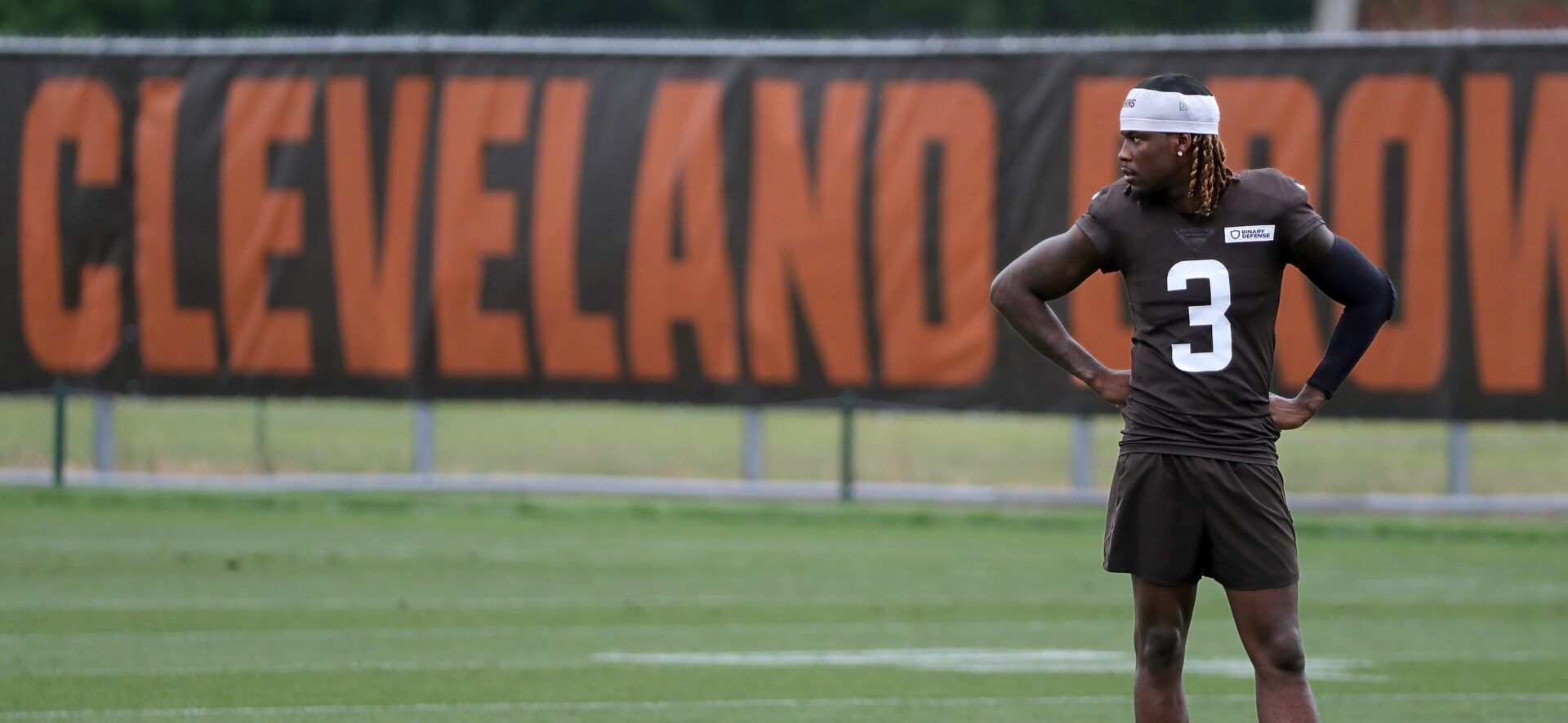 Browns wide receiver Jerry Jeudy hangs out during training camp, July 25, 2025, in Berea.
