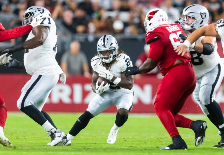 Las Vegas Raiders running back Ashton Jeanty (2) against the Arizona Cardinals during a preseason NFL game at State Farm Stadium.