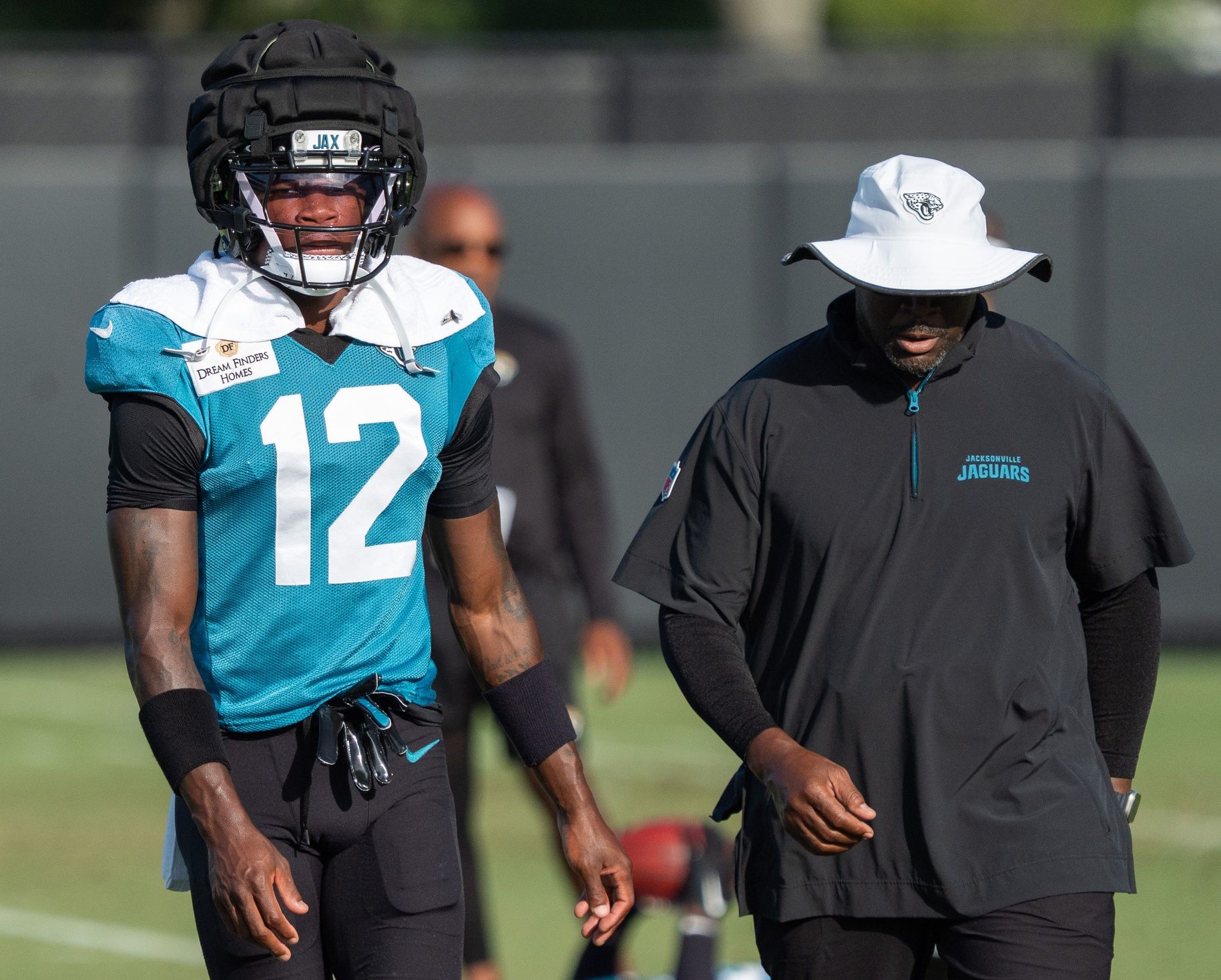 Will Travis Hunter Play Both Offense and Defense in NFL Debut? Jaguars Make Decision on Rookie for Week 1