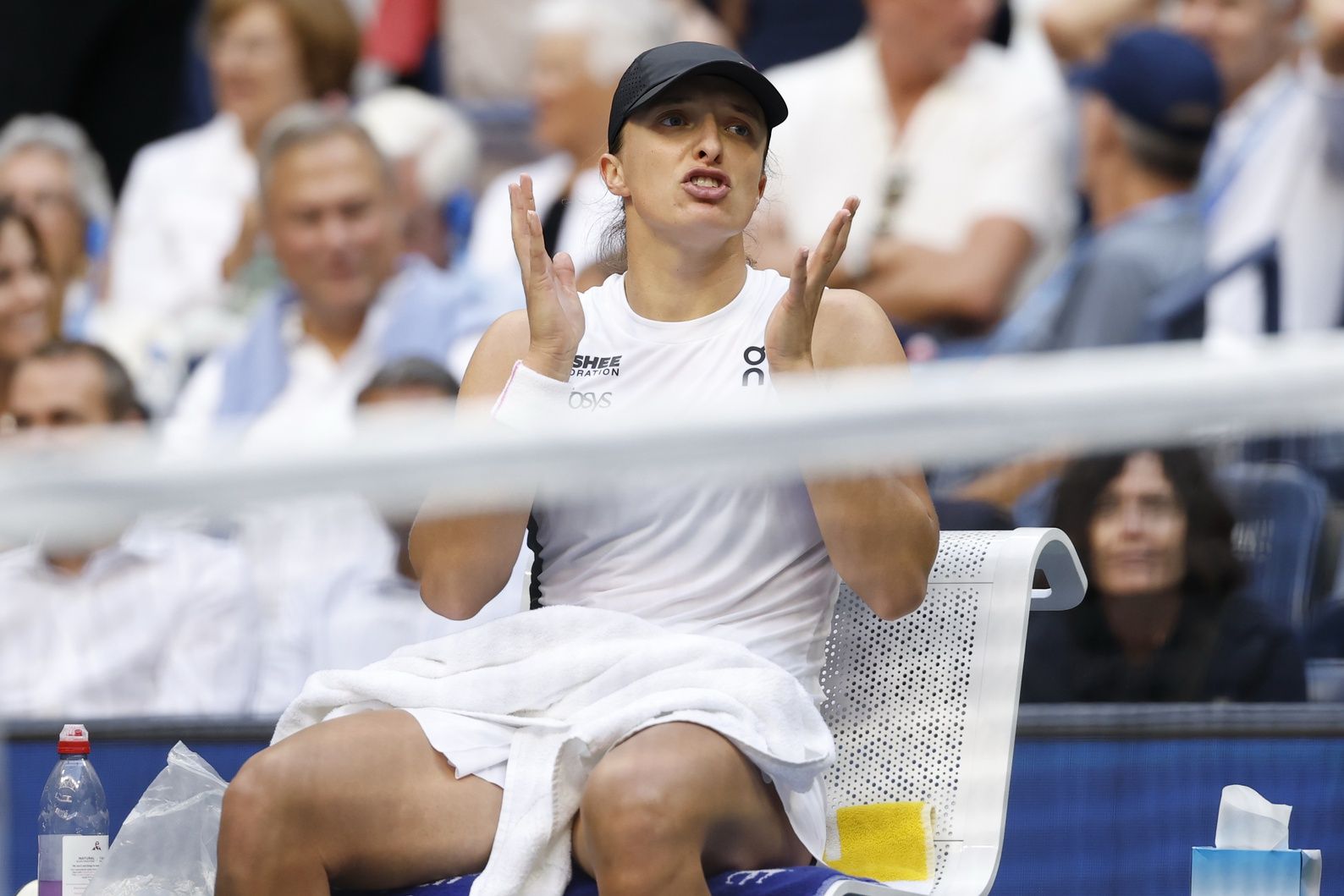 Iga Swiatek (POL) gestures to her player's box during a changeover against Amanda Anisimova (USA) (not pictured) on day eleven of the 2025 US Open tennis championships at USTA Billie Jean King National Tennis Center.