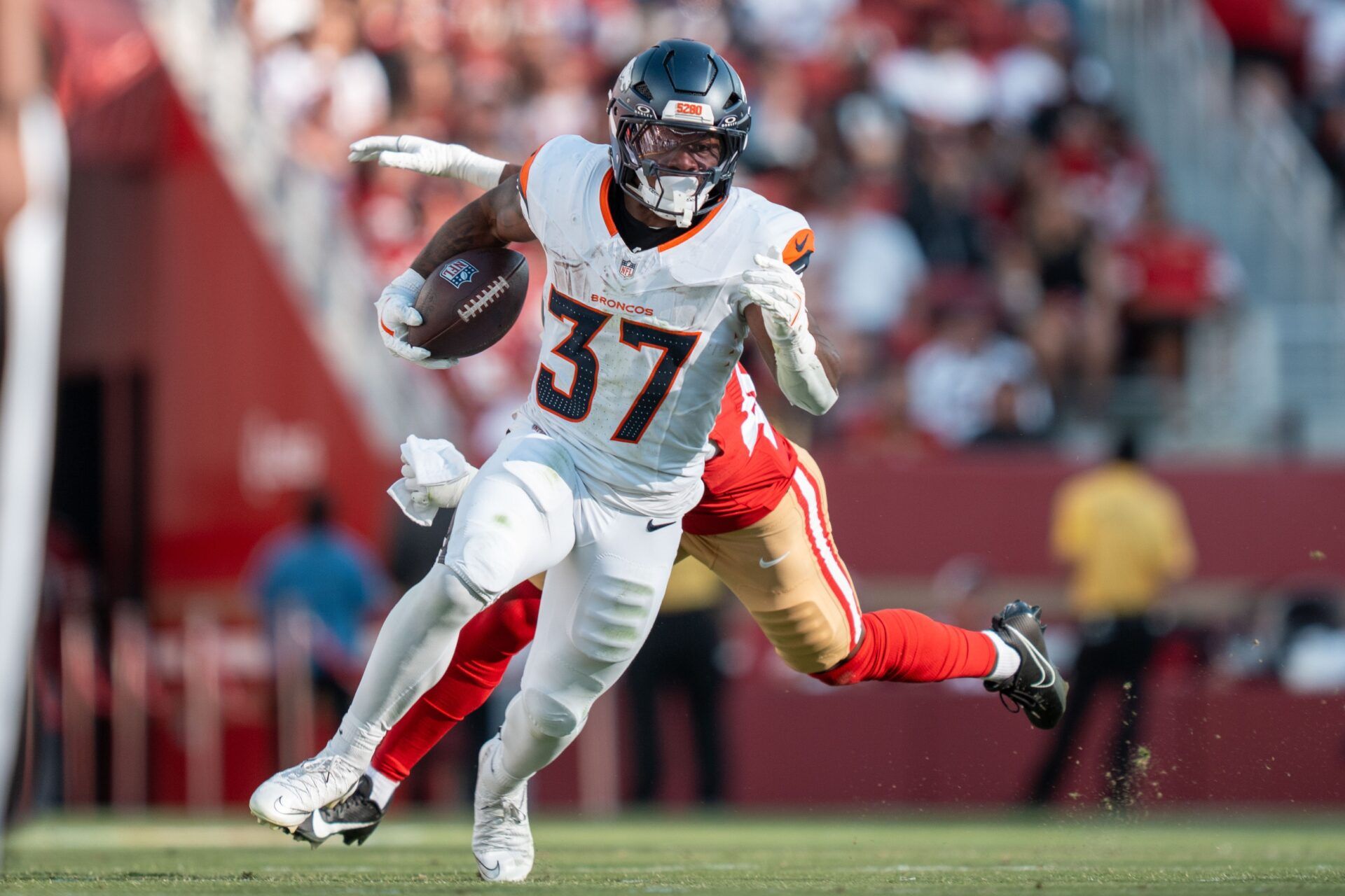 Denver Broncos running back RJ Harvey (37) during the first quarter against the San Francisco 49ers at Levi's Stadium.