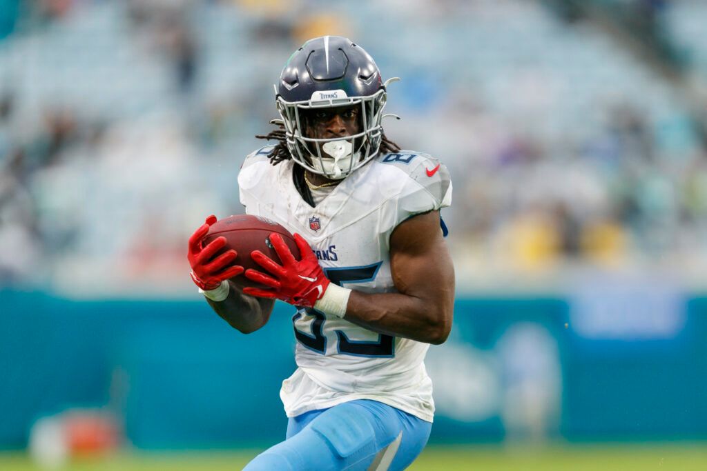 Chig Okonkwo Fantasy Hub: Week 11 Injury Update, Start ‘Em/Sit ‘Em Advice, Points Projection, and Weather Impact