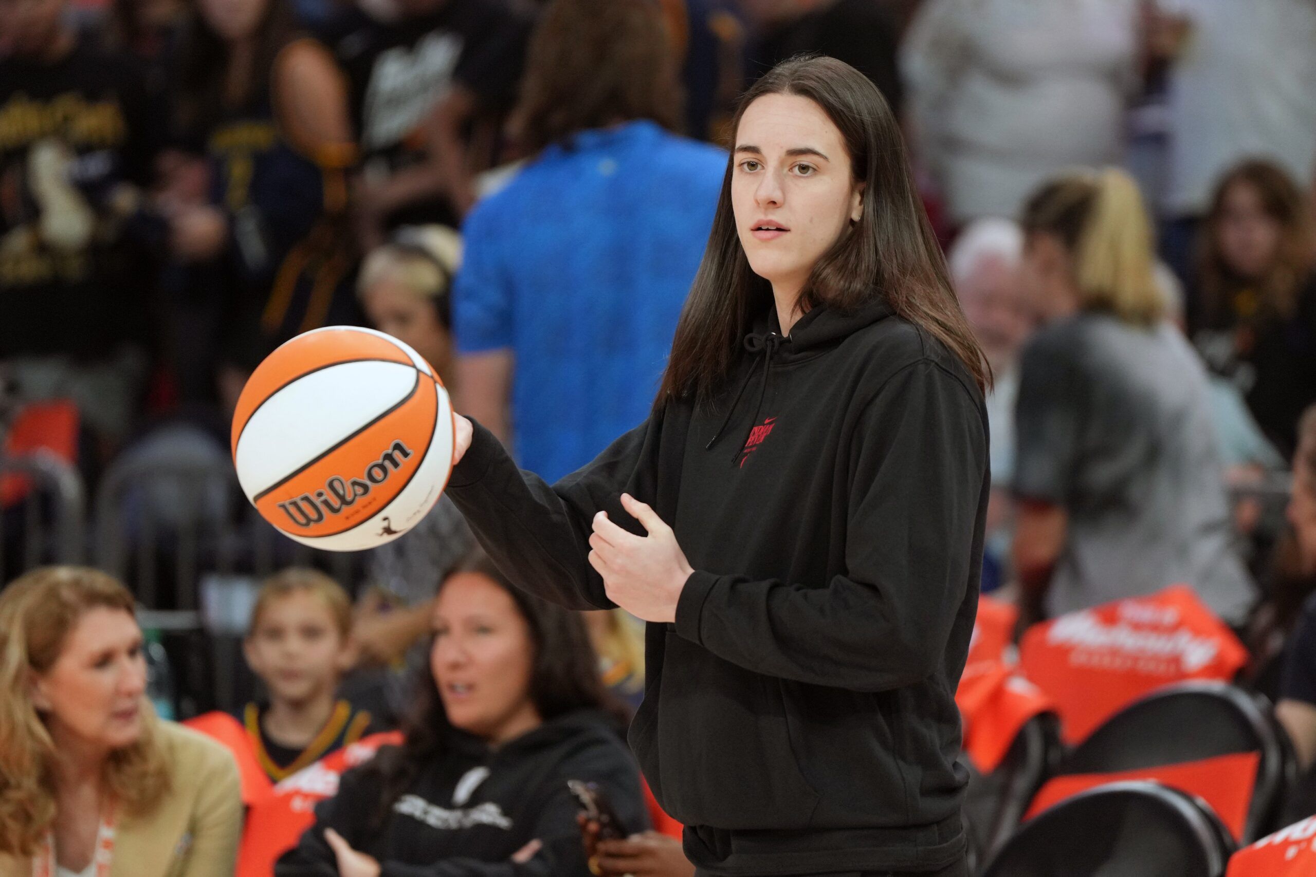 WNBA Legend Candace Parker Sends Career-Deciding Advice to Caitlin Clark  After Fever Star's Heartbreaking Injury