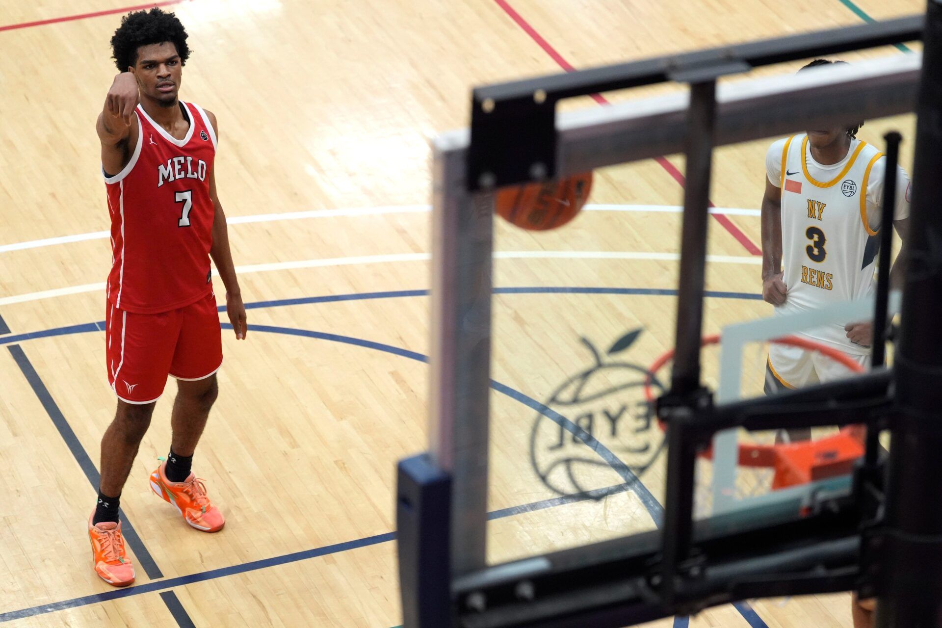 Team Melo Ethan Mgbako (7) takes a free throw during the Team Melo and NY Rens game at the Nike EYBL Peach Jam at Riverview Park Activity Center. The NY Rens won 68-57.