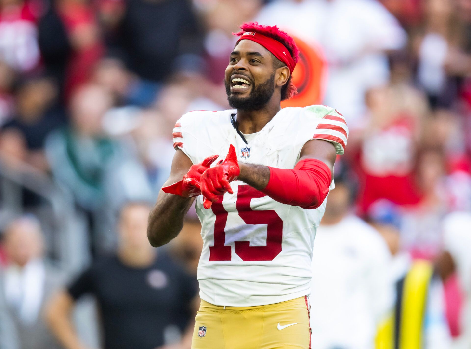 San Francisco 49ers wide receiver Jauan Jennings (15) reacts after a fight against the Arizona Cardinals in the first half at State Farm Stadium.