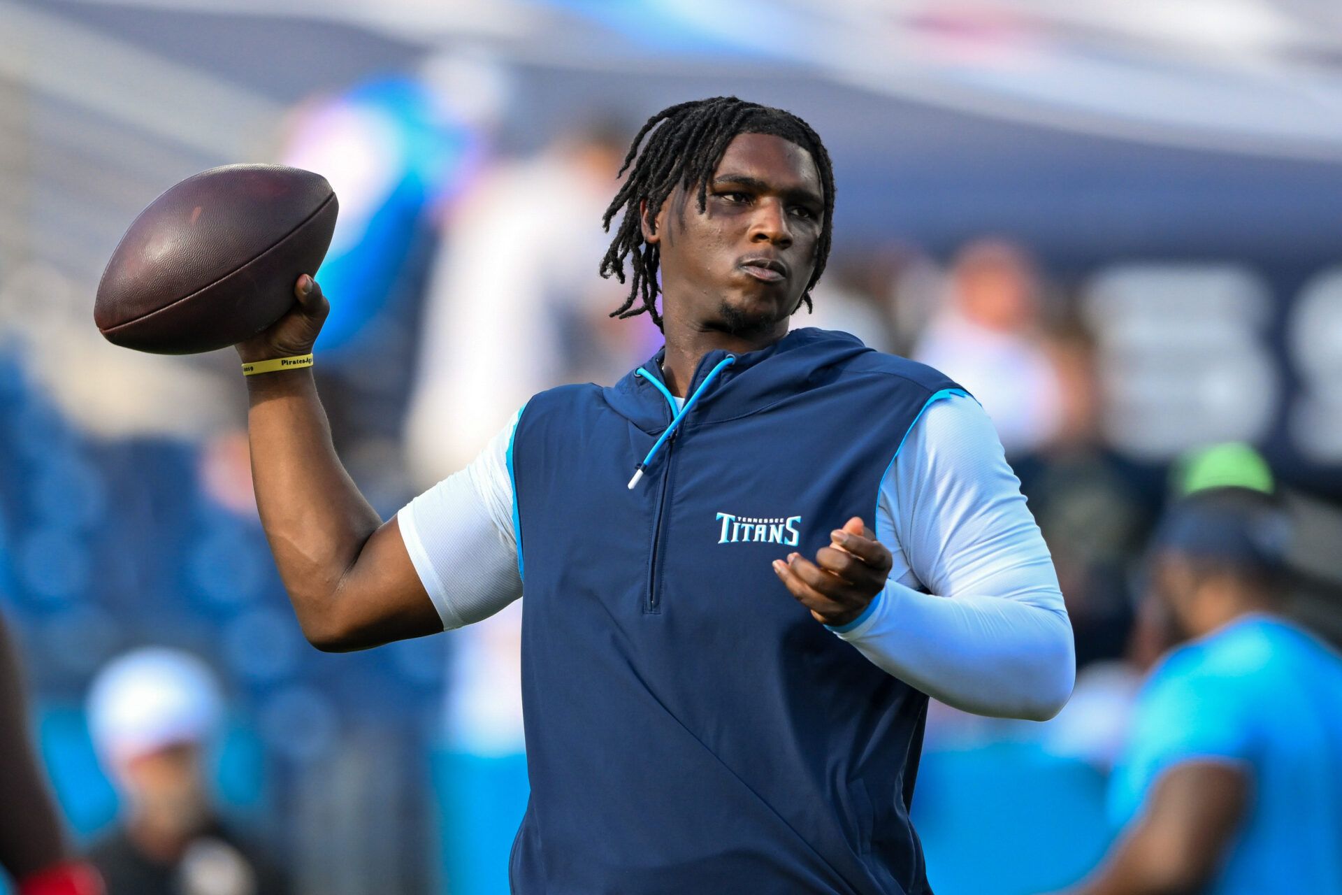 Tennessee Titans quarterback Cameron Ward (1) throws during pre-game warm-ups at Nissan Stadium.