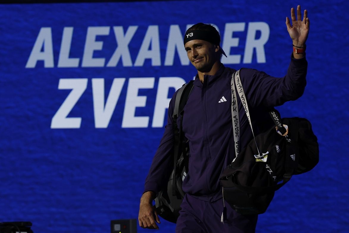 Alexander Zverev (GER) waves to the crowd while walking onto the court prior to his match against Alejandro Tabilo (CHI) (not pictured) on day three of the 2025 U.S. Open tennis tournament at the USTA Billie Jean King National Tennis Center at Billie Jean King National Tennis Center.