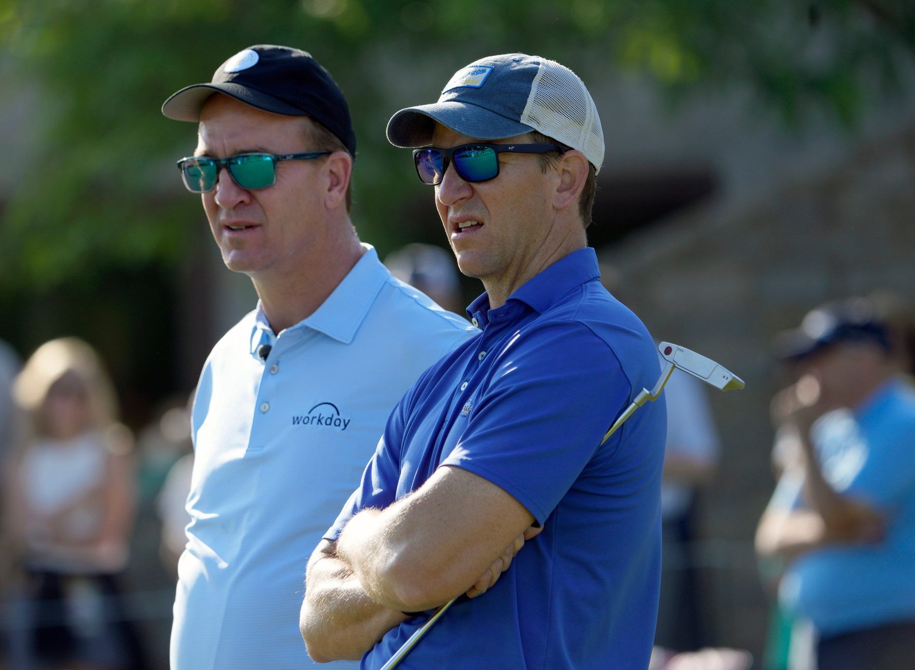 Brothers and NFL players Peyton and Eli Manning warm up before competing in the Workday Golden Bear Pro-Am at the Memorial Tournament held at Muirfield Village Golf Club in Dublin, Ohio on June 1, 2022. Mandatory Credit: Barbara J. Perenic/Columbus Dispatch

01 News Memorial Tournament Pro Am