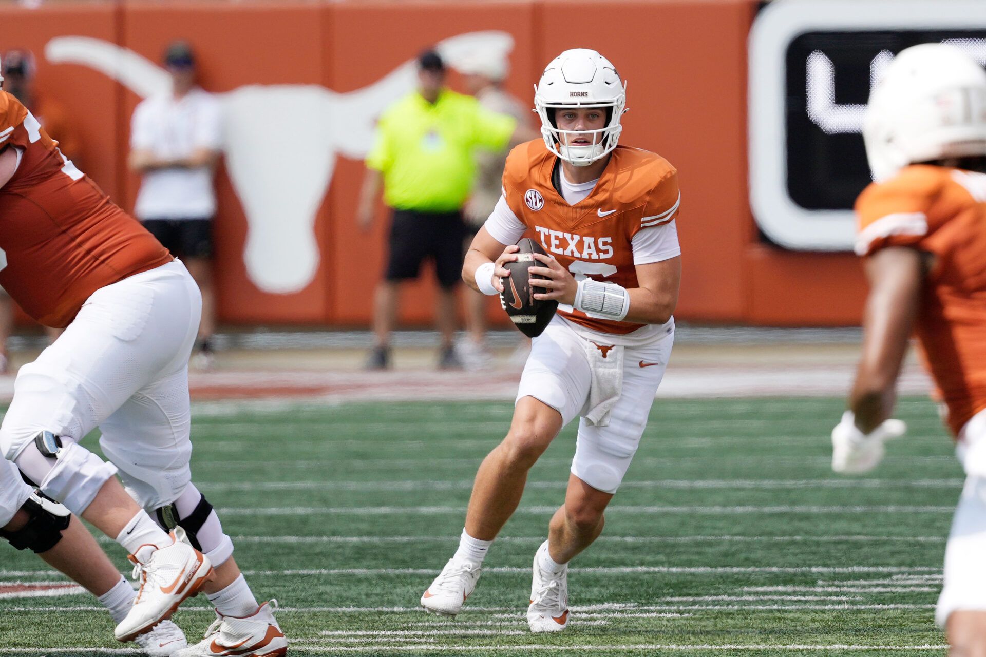 Texas Longhorns quarterback Arch Manning (16) looks to pass the ball during the first half against the Texas El Paso Miners at Darrell K Royal-Texas Memorial Stadium.