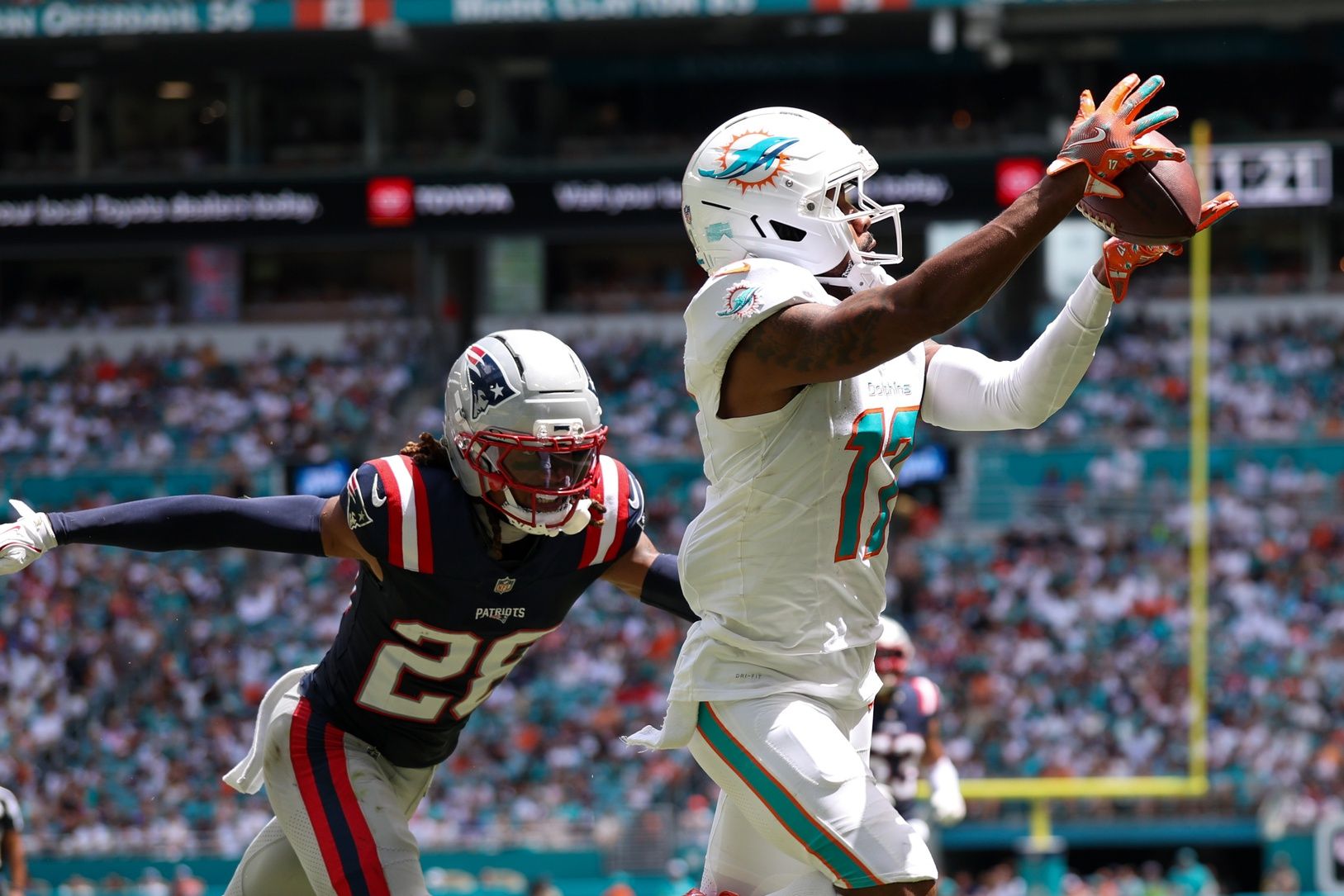 Week 3 Fantasy WR Trade Targets Include Travis Hunter, Jaylen Waddle, and Courtland Sutton thumbnail