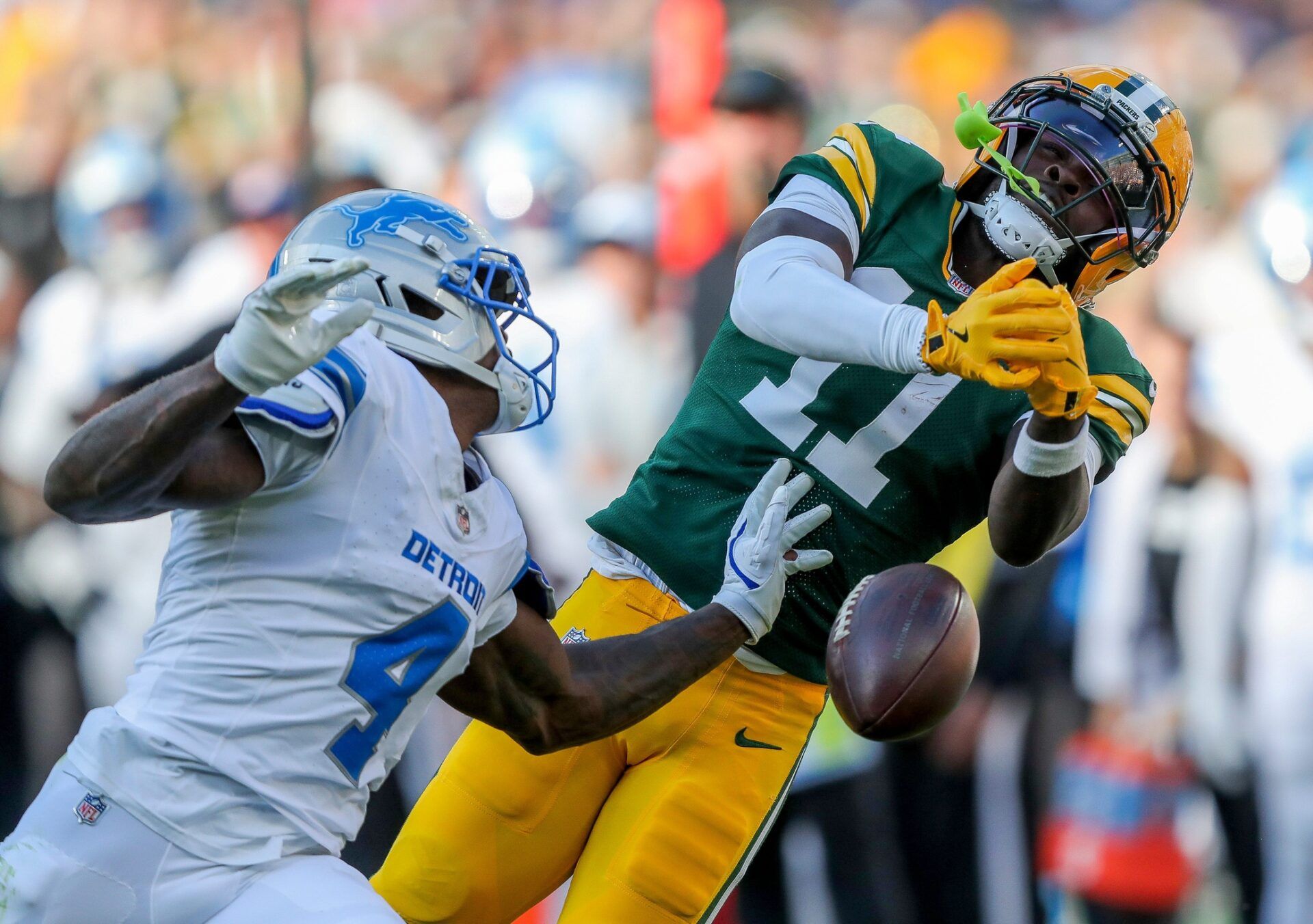 Green Bay Packers wide receiver Jayden Reed (11) drops a pass as Detroit Lions cornerback D.J. Reed (4) defends on Sunday, September 7, 2025, at Lambeau Field in Green Bay, Wis. The Packers won the game, 27-13.
Tork Mason/USA TODAY NETWORK-Wisconsin