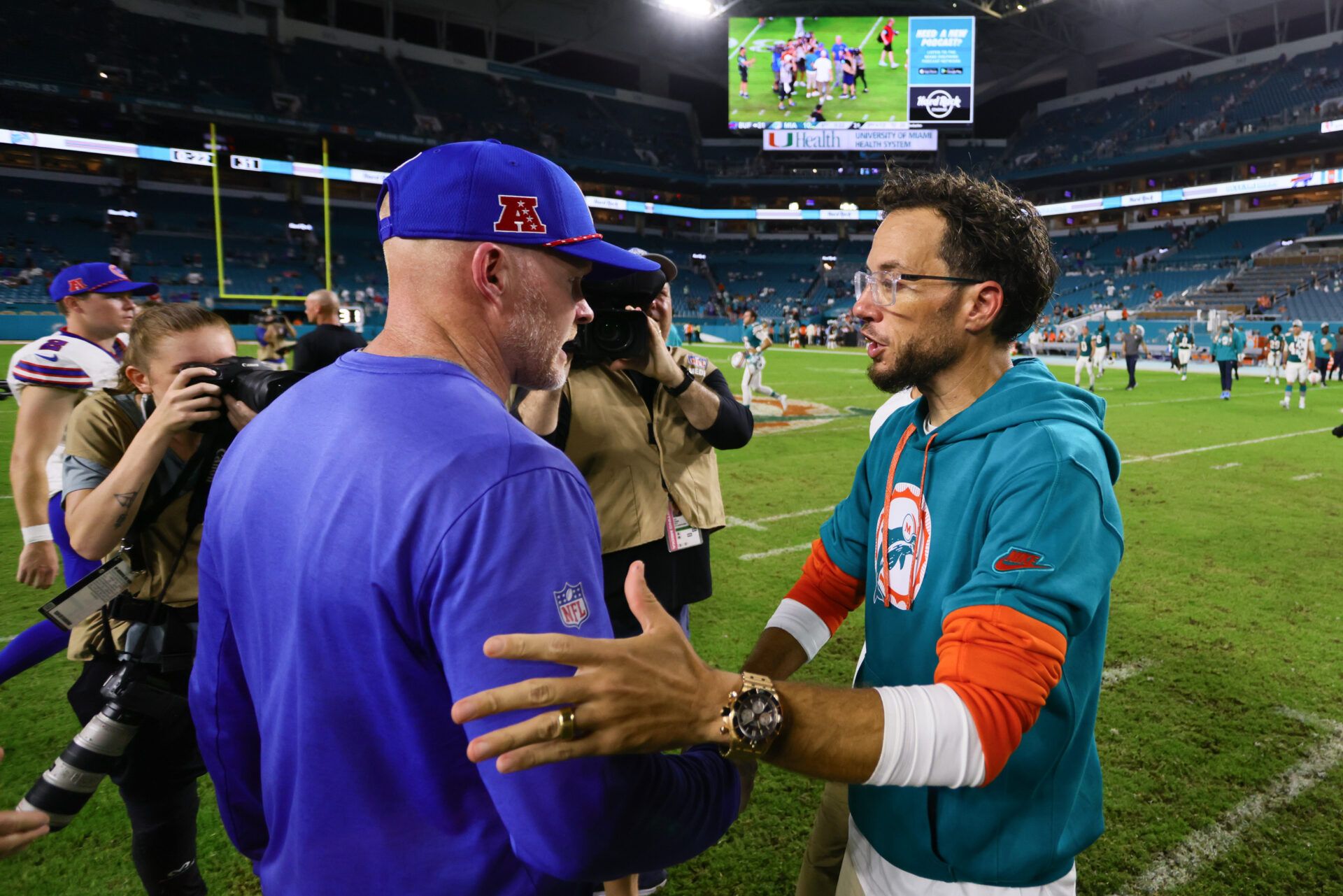 Miami Dolphins head coach Mike McDaniel shakes hands with Buffalo Bills head coach Sean McDermott after the game at Hard Rock Stadium.