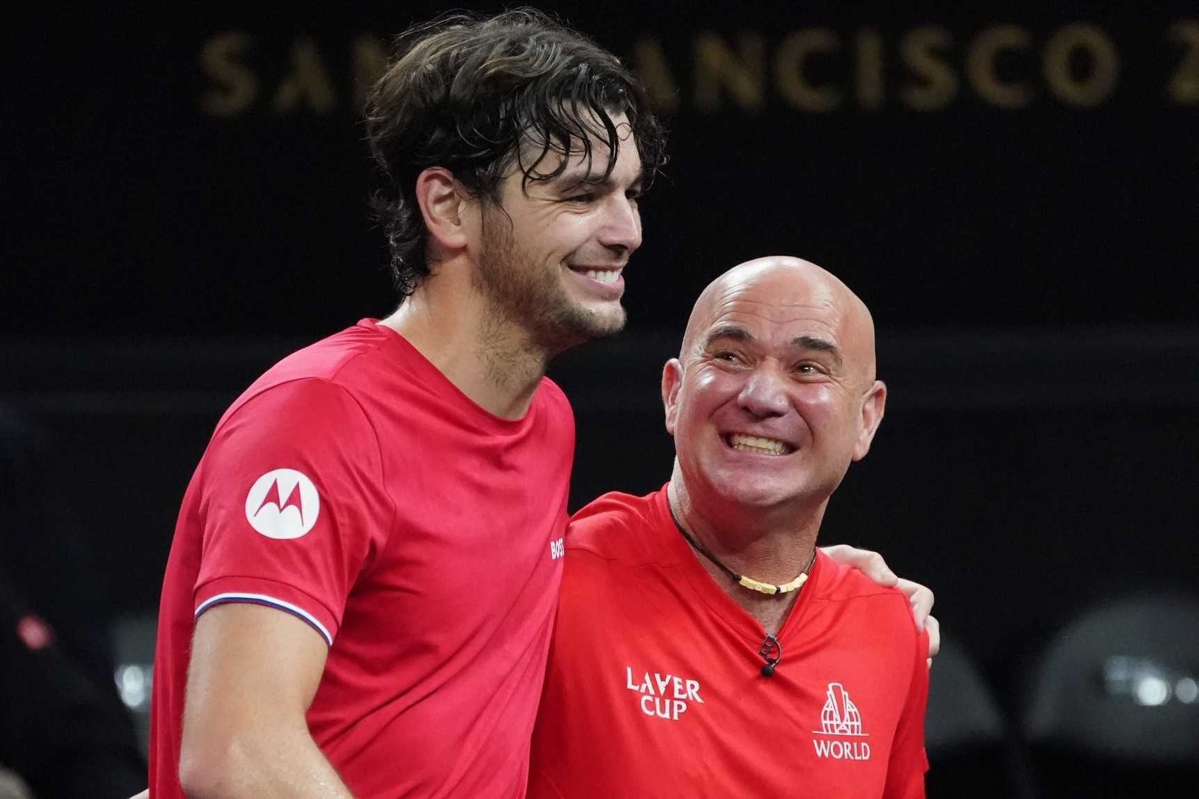 Andre Agassi’s Instructions to Taylor Fritz Before Dismantling Carlos Alcaraz Exposed by Laver Cup Footage