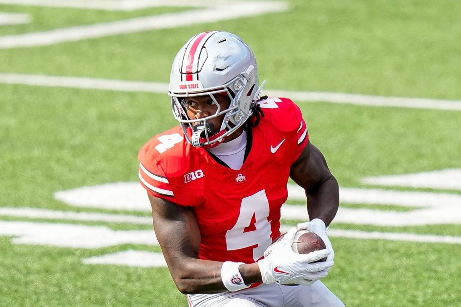 Ohio State Buckeyes wide receiver Jeremiah Smith (4) catches a pass in the first half of the NCAA football game at the Ohio Stadium on Saturday, Sept. 6, 2025 in Columbus, Ohio.