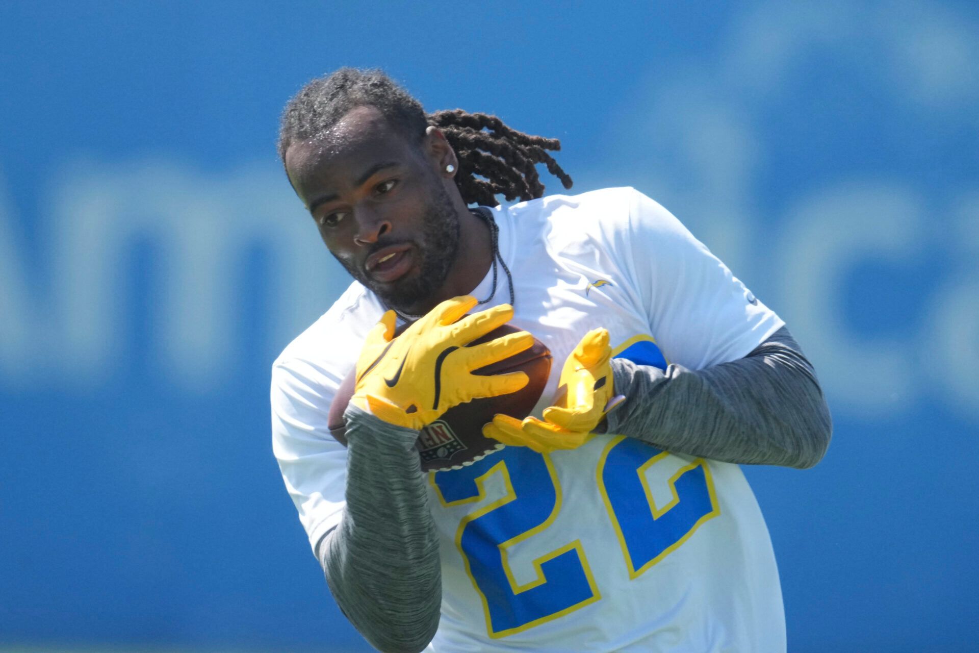 Los Angeles Chargers running back Najee Harris (22) catches the ball during offseason workouts at The Bolt.