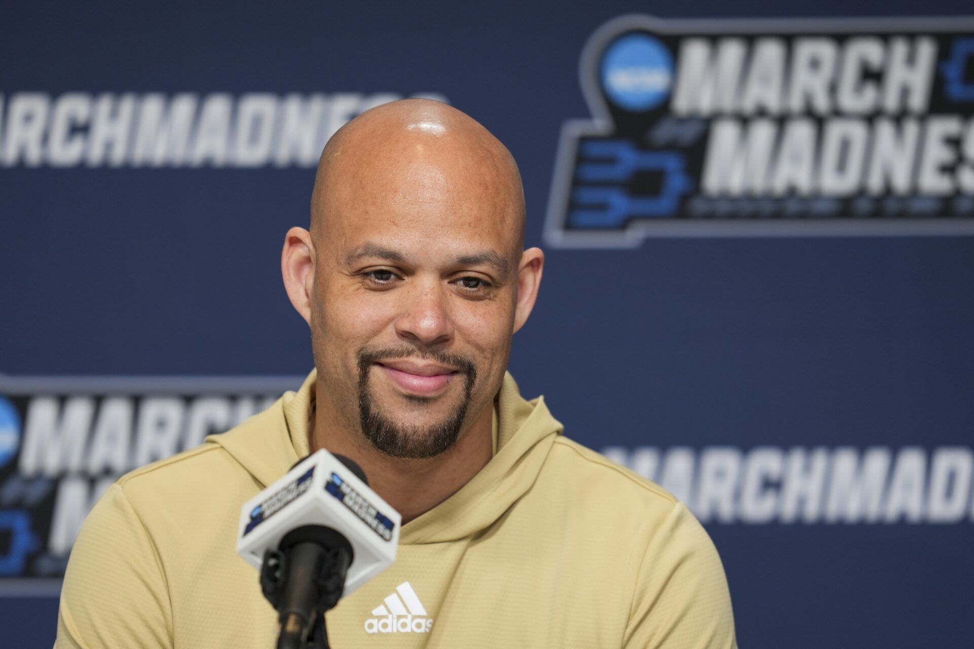 Woofford head coach Dwight Perry speak to media during NCAA Tournament First Round Practice at Rupp Arena.