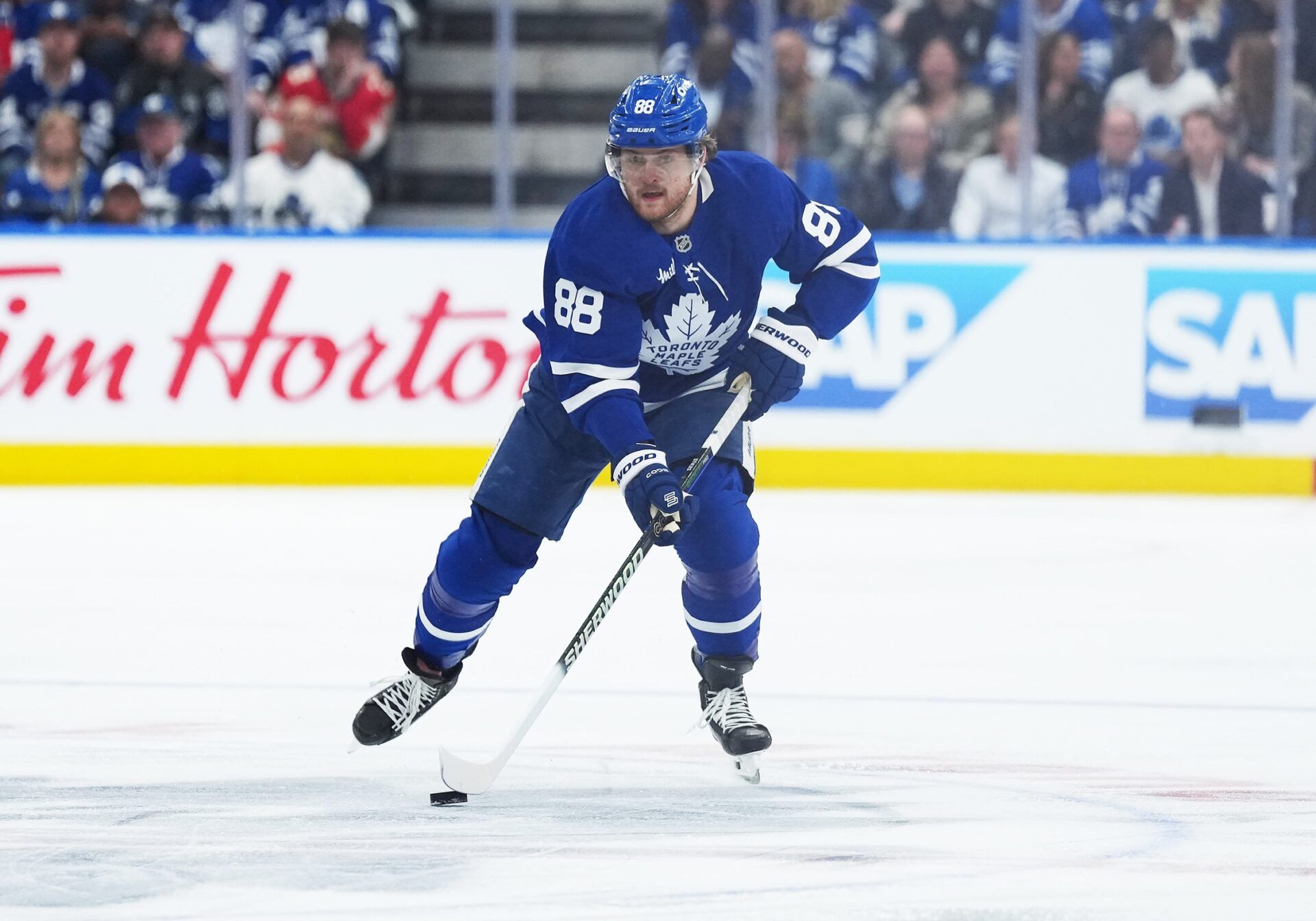 Toronto Maple Leafs right wing William Nylander (88) skates with the puck   against the Florida Panthers during the first period in game two of the second round of the 2025 Stanley Cup Playoffs at Scotiabank Arena.