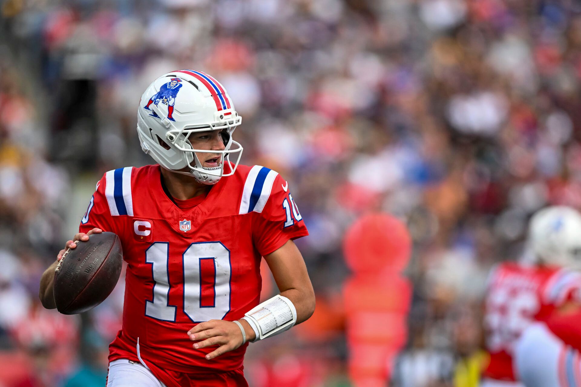 New England Patriots quarterback Drake Maye (10) during the third quarter at Gillette Stadium.