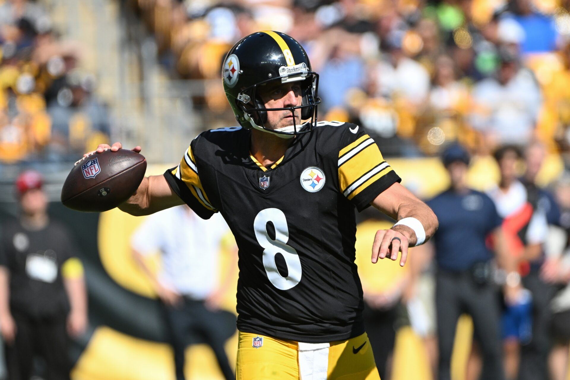 Pittsburgh Steelers quarterback Aaron Rodgers (8) throws a pass against the Seattle Seahawks during the second half at Acrisure Stadium.