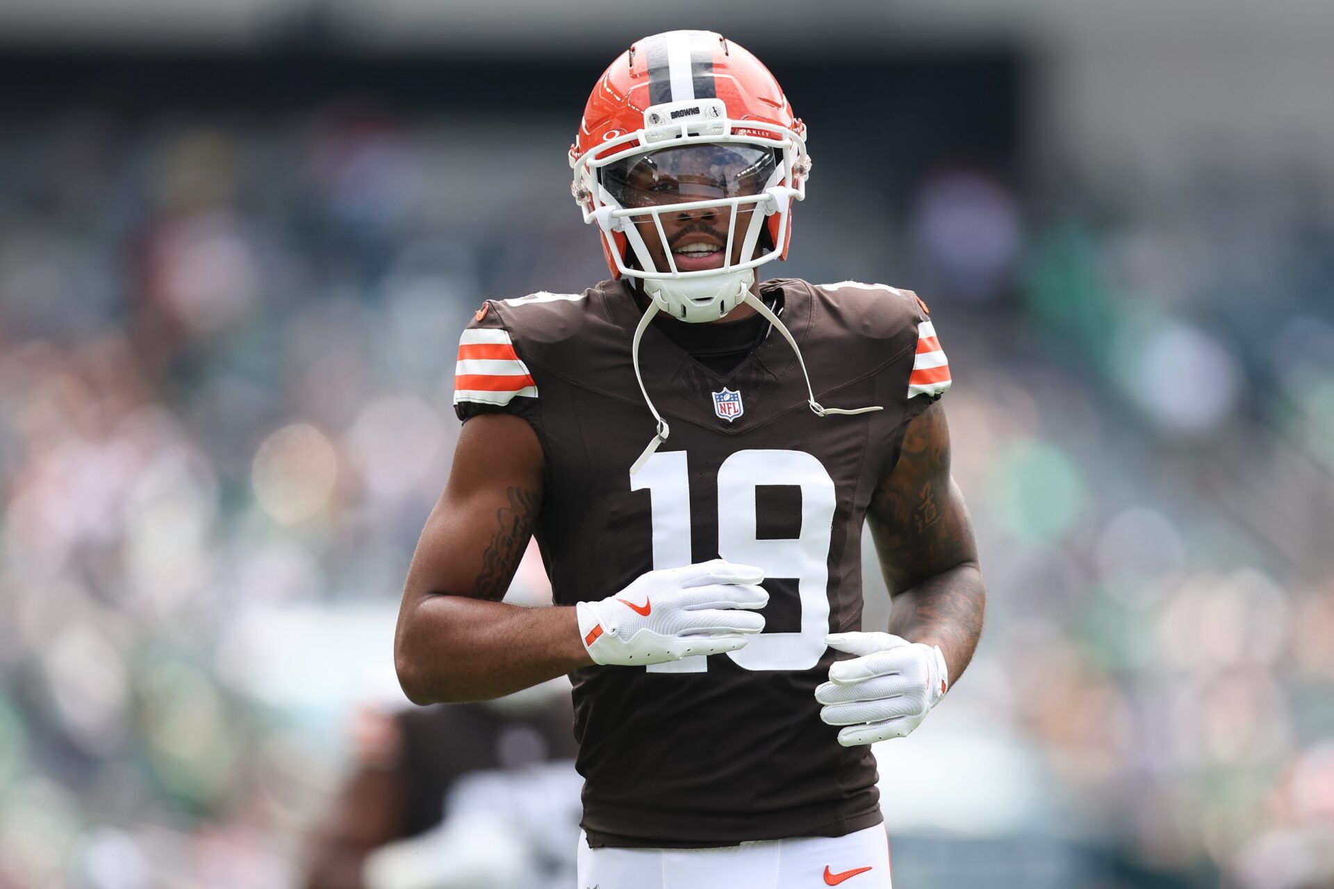 Cleveland Browns wide receiver Cedric Tillman (19) in a game against the Philadelphia Eagles at Lincoln Financial Field.