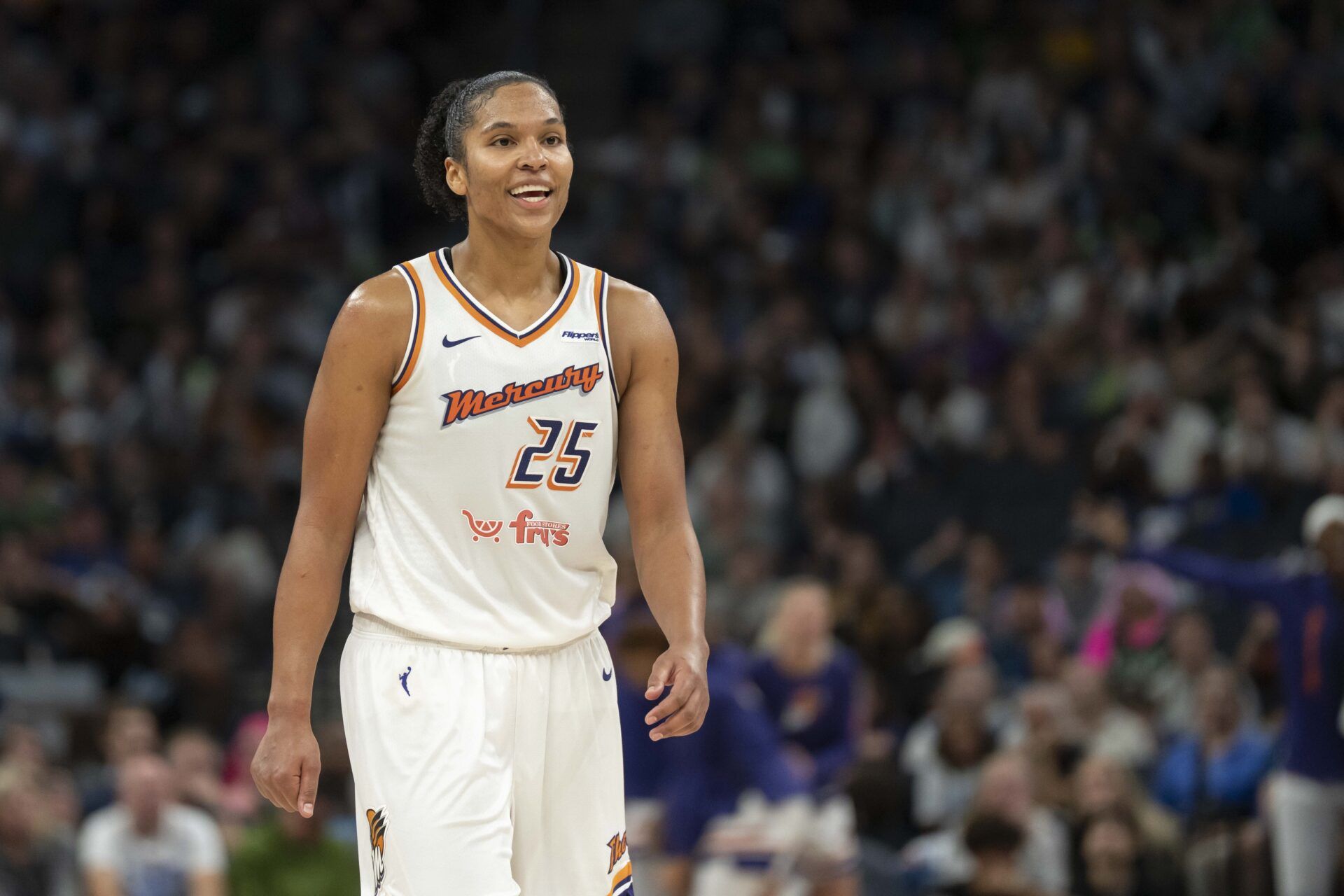 Phoenix Mercury forward Alyssa Thomas (25) in the second half against the Minnesota Lynx during game two of the second round for the 2025 WNBA Playoffs at Target Center.