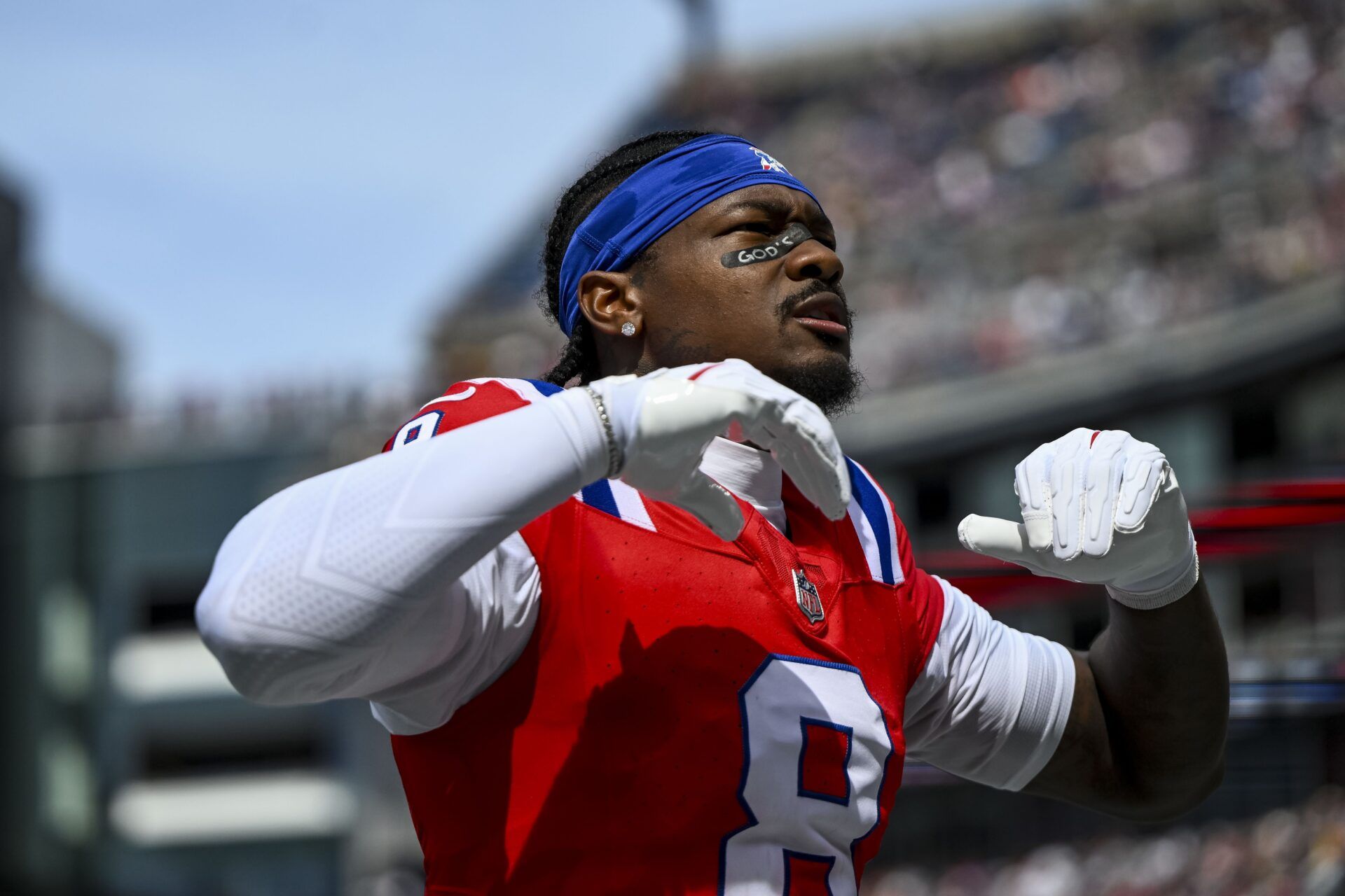 New England Patriots wide receiver Stefon Diggs (8) before the game against the Pittsburgh Steelers at Gillette Stadium.