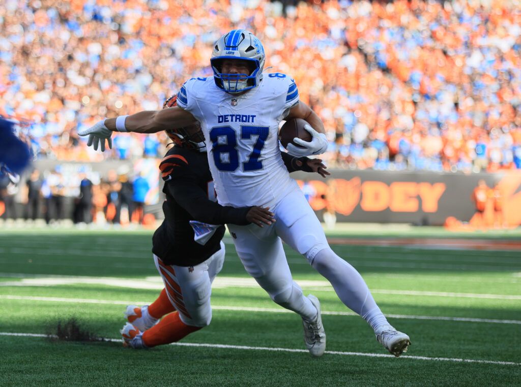 Sam Colston Week 6 Fantasy TE Trade Targets Include Colston Loveland, Zach Ertz ...