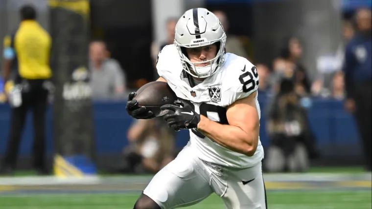 Brock Bowers Injury Update: What’s the Latest on the Raiders TE, and Will He Play in Week 6?