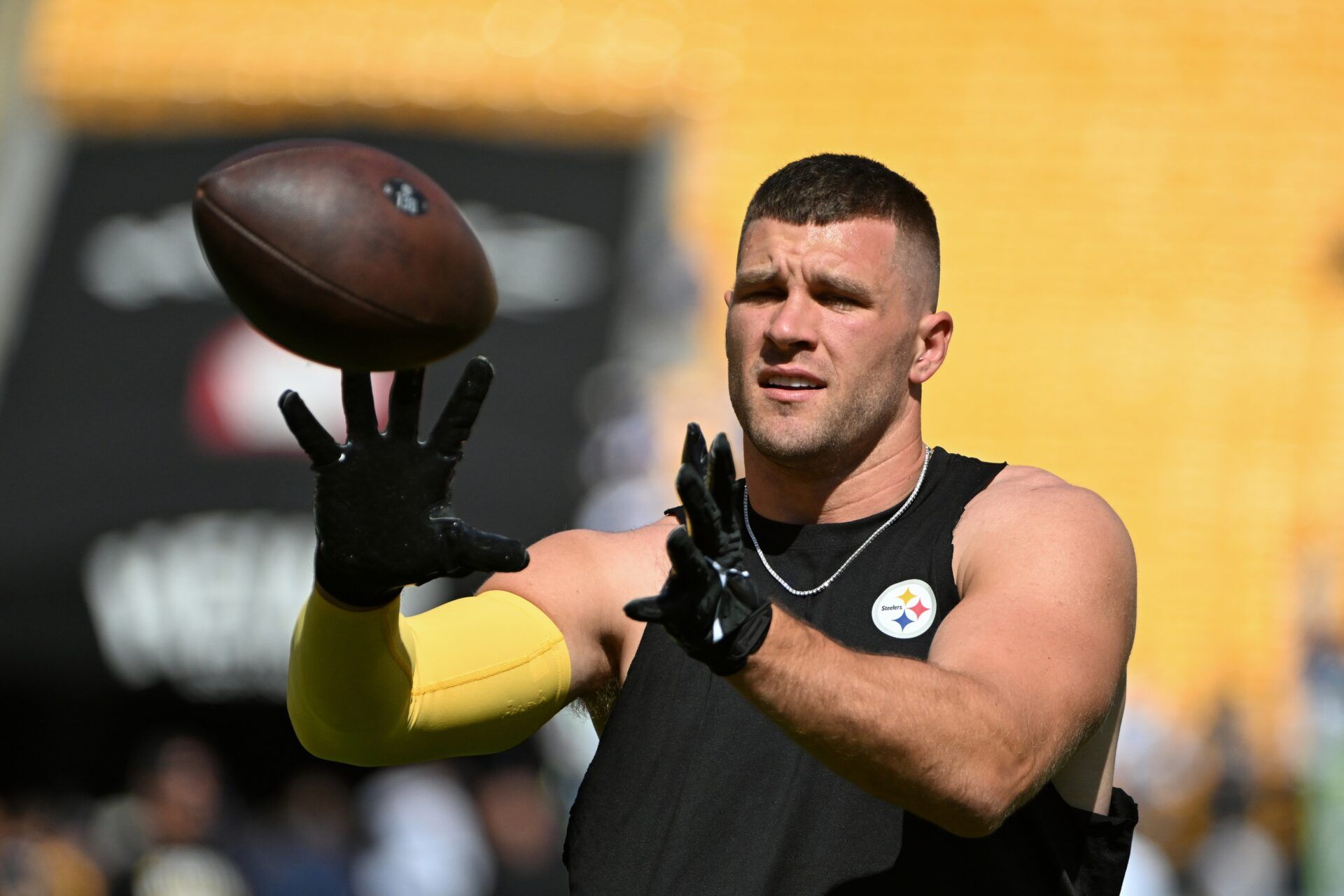 Pittsburgh Steelers linebacker T.J. Watt (90) warms up for a game against the Seattle Seahawks at Acrisure Stadium.