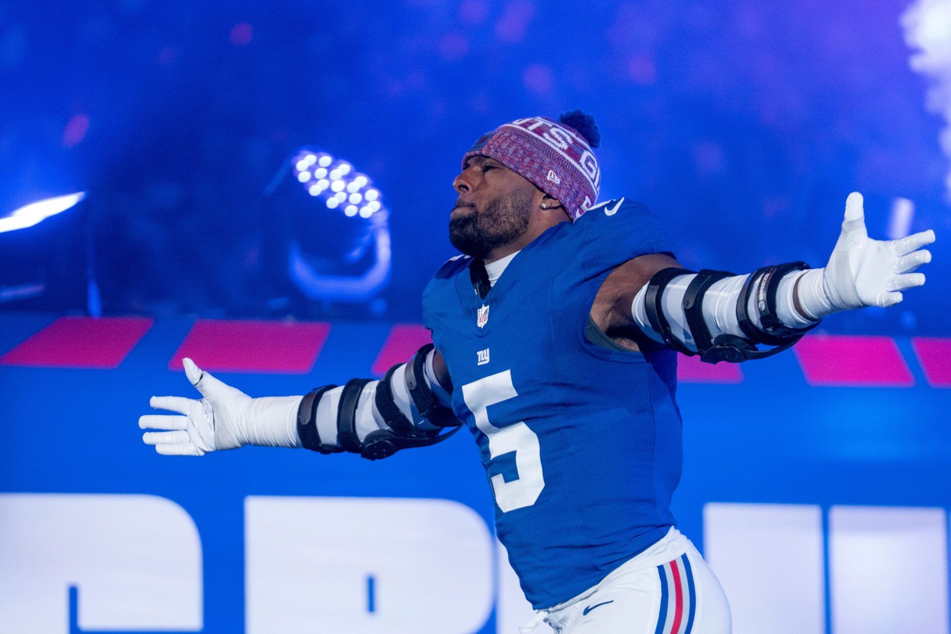 New York Giants linebacker Kayvon Thibodeaux (5) runs out of the tunnel during a Thursday Night Football game between the New York Giants and the Philadelphia Eagles at MetLife Stadium in East Rutherford on Oct. 9, 2025.