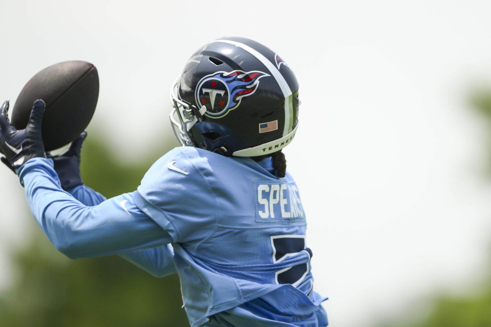 Tennessee Titans running back Tyjae Spears (2) makes a catch during minicamp at Nissan Stadium.