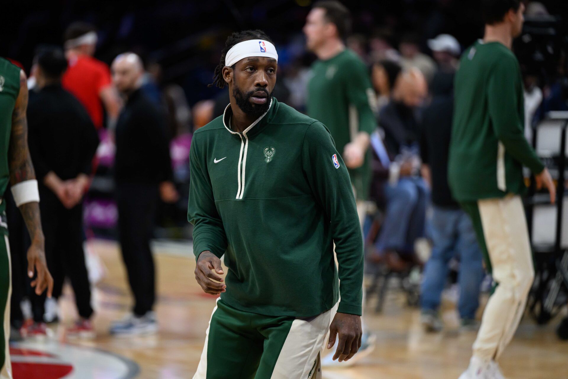 Milwaukee Bucks guard Patrick Beverley (21) warms up before the game between the Washington Wizards and the Milwaukee Bucks at Capital One Arena.