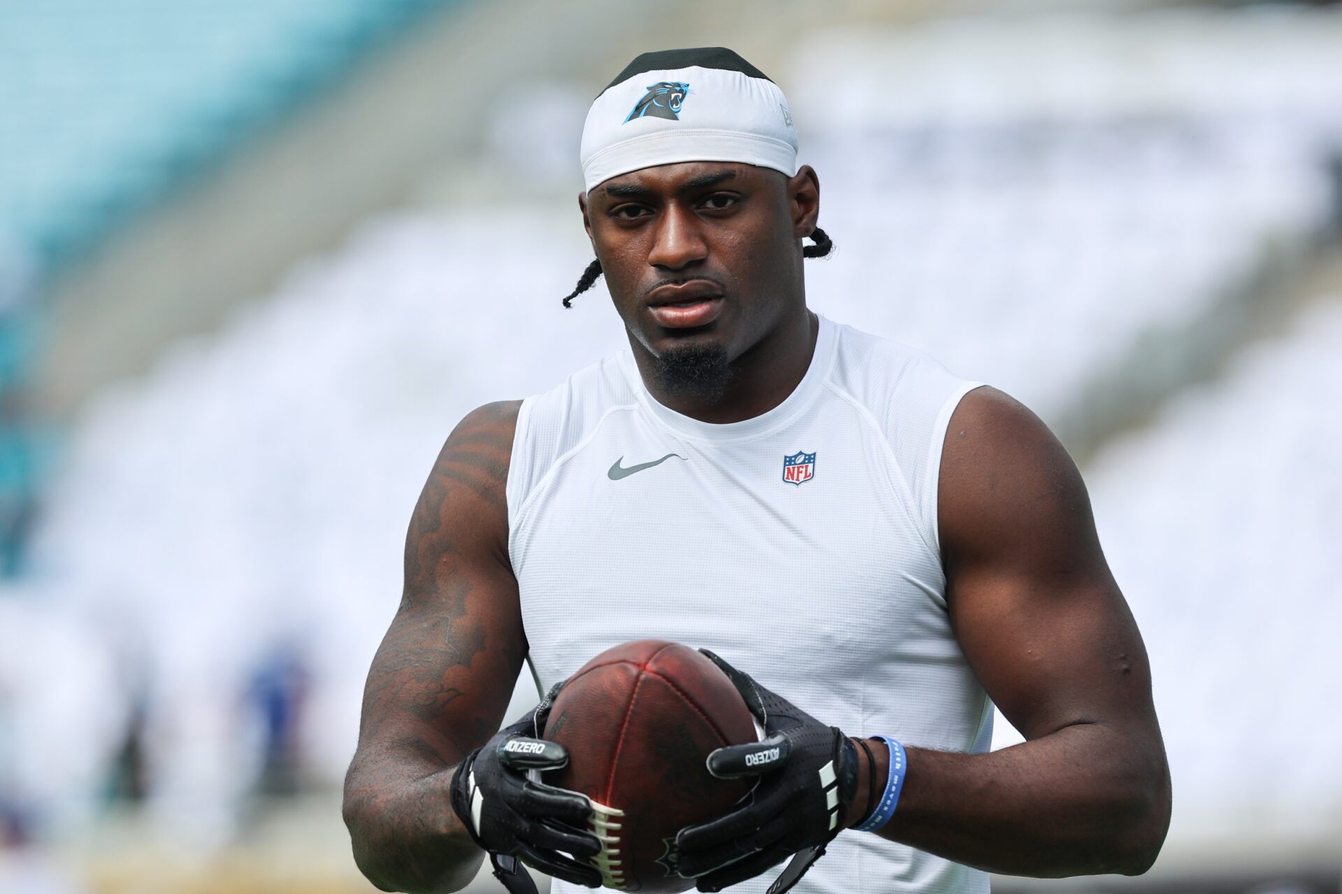 Carolina Panthers wide receiver Xavier Legette (17) warms up prior to a game against the Jacksonville Jaguars at EverBank Stadium.