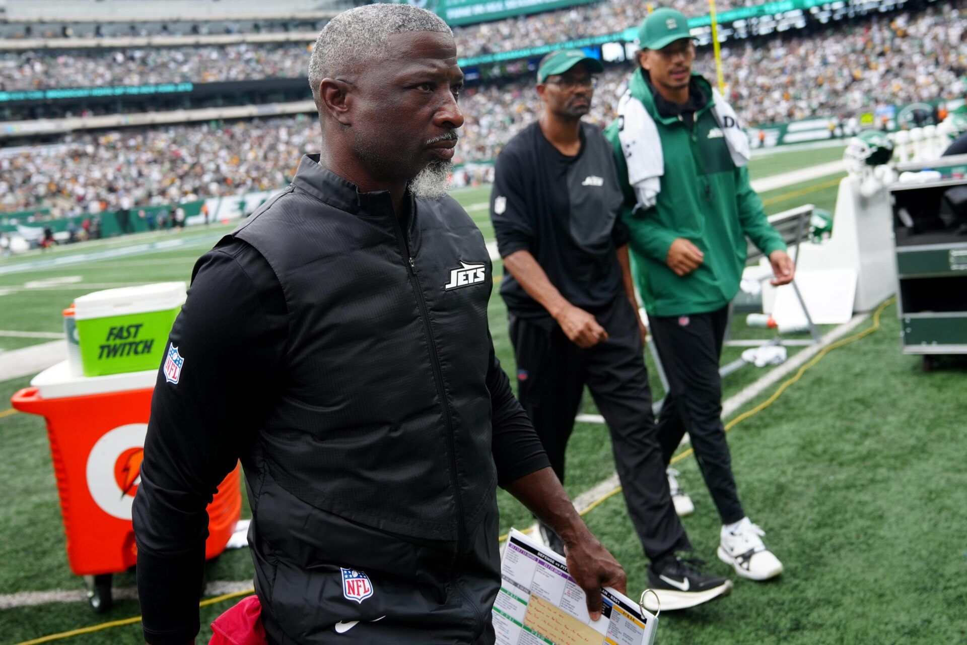 New York Jets Head Coach, Aaron Glen walks to the locker room for halftime, Sunday, September 7, 2025, in East Rutherford. The Jets were up 19-17 at the half, but went on to lose, 34-32.
