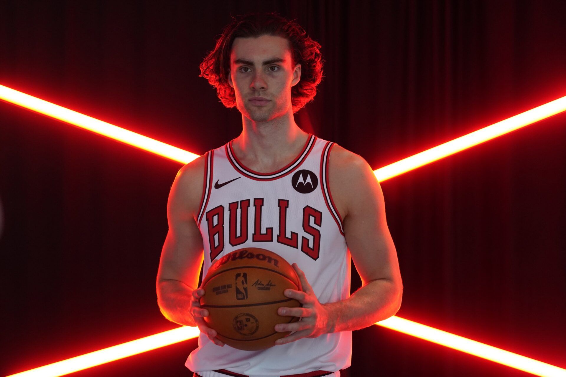 Chicago Bulls guard Josh Giddey (3) poses for photos during Chicago Bulls Media Day.