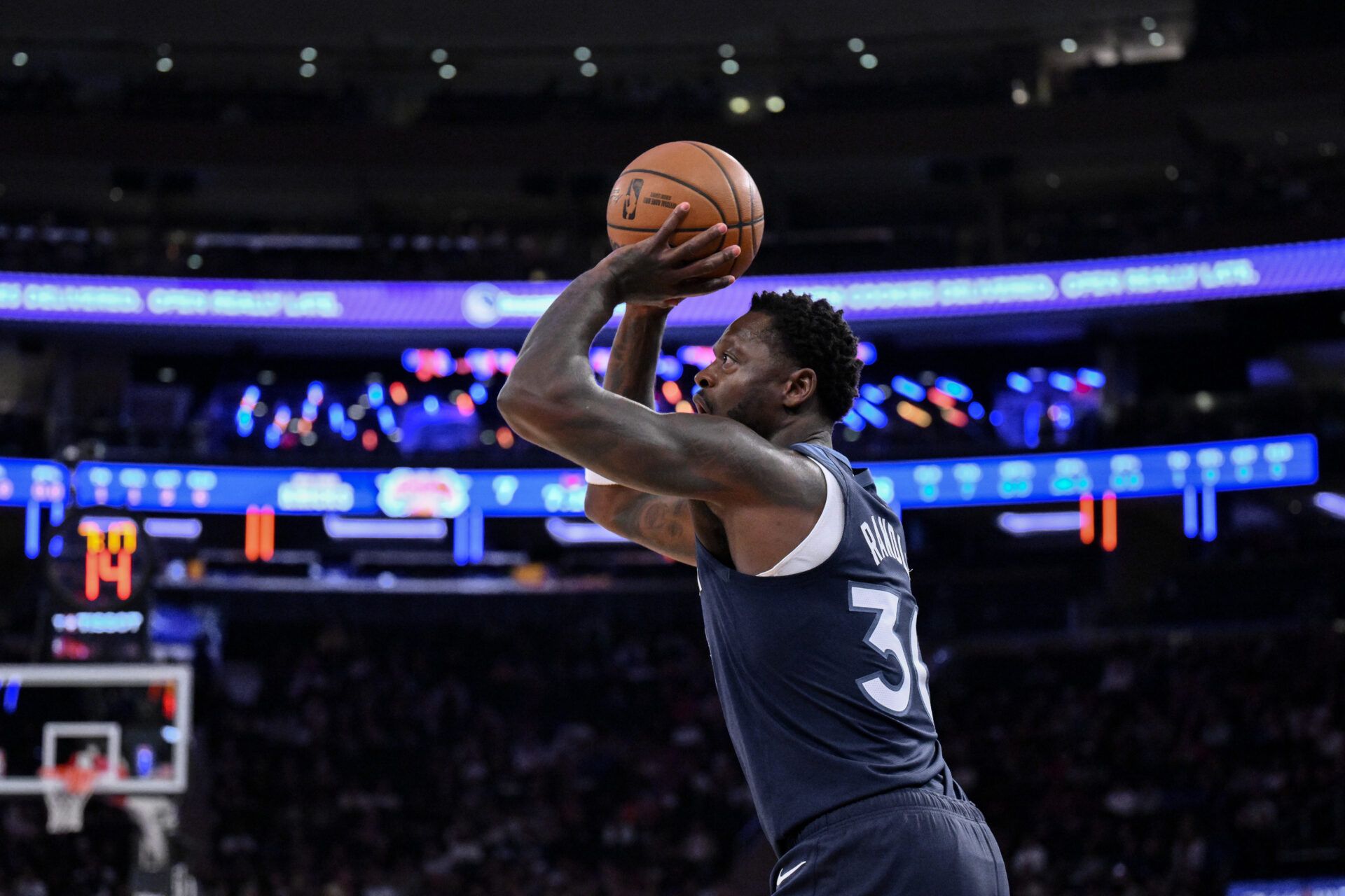 Minnesota Timberwolves forward/center Julius Randle (30) shoots the ball against the New York Knicks during the first half at Madison Square Garden.