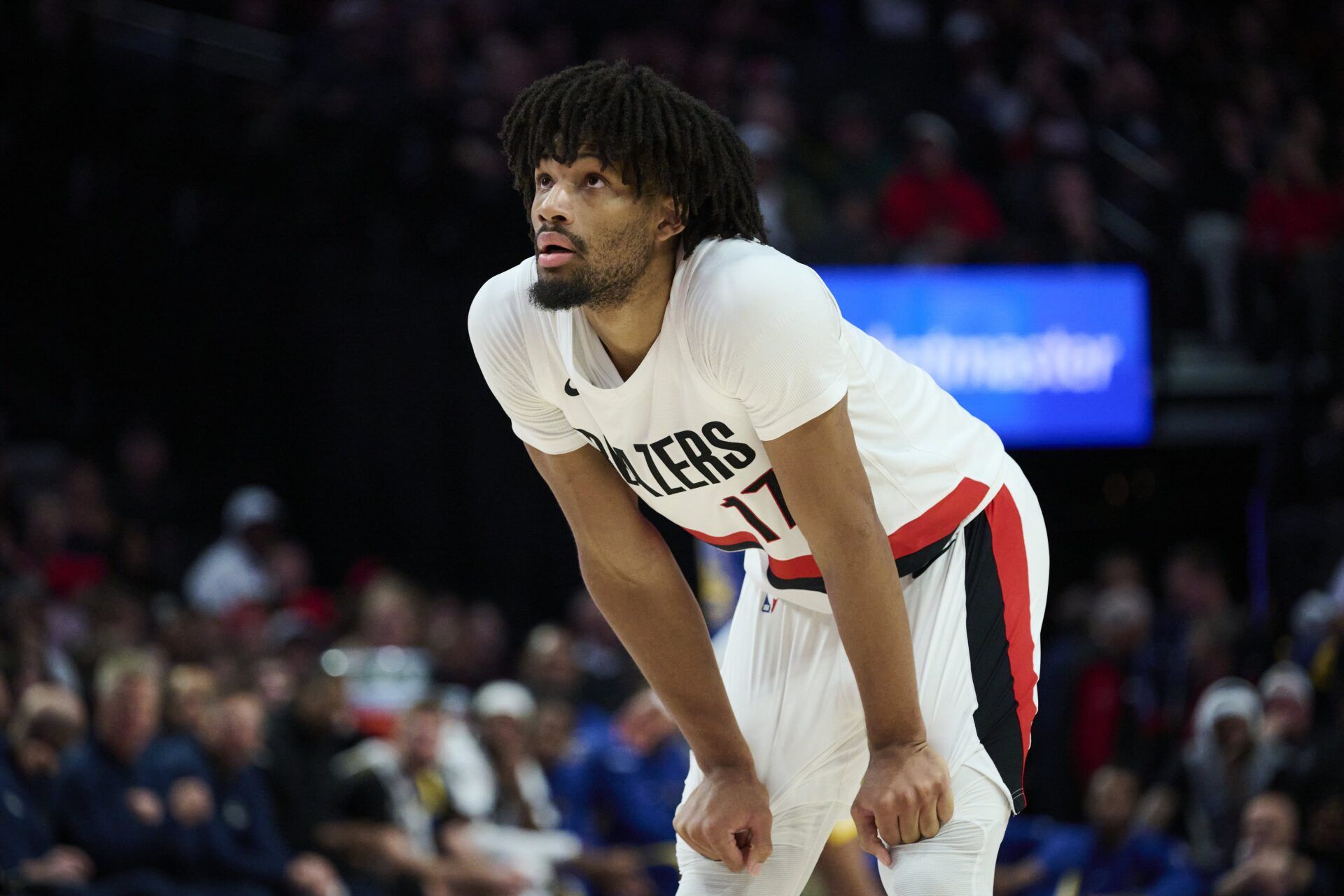 Portland Trail Blazers guard Shaedon Sharpe (17) looks up a the scoreboard during the first half against the Golden State Warriors at Moda Center.