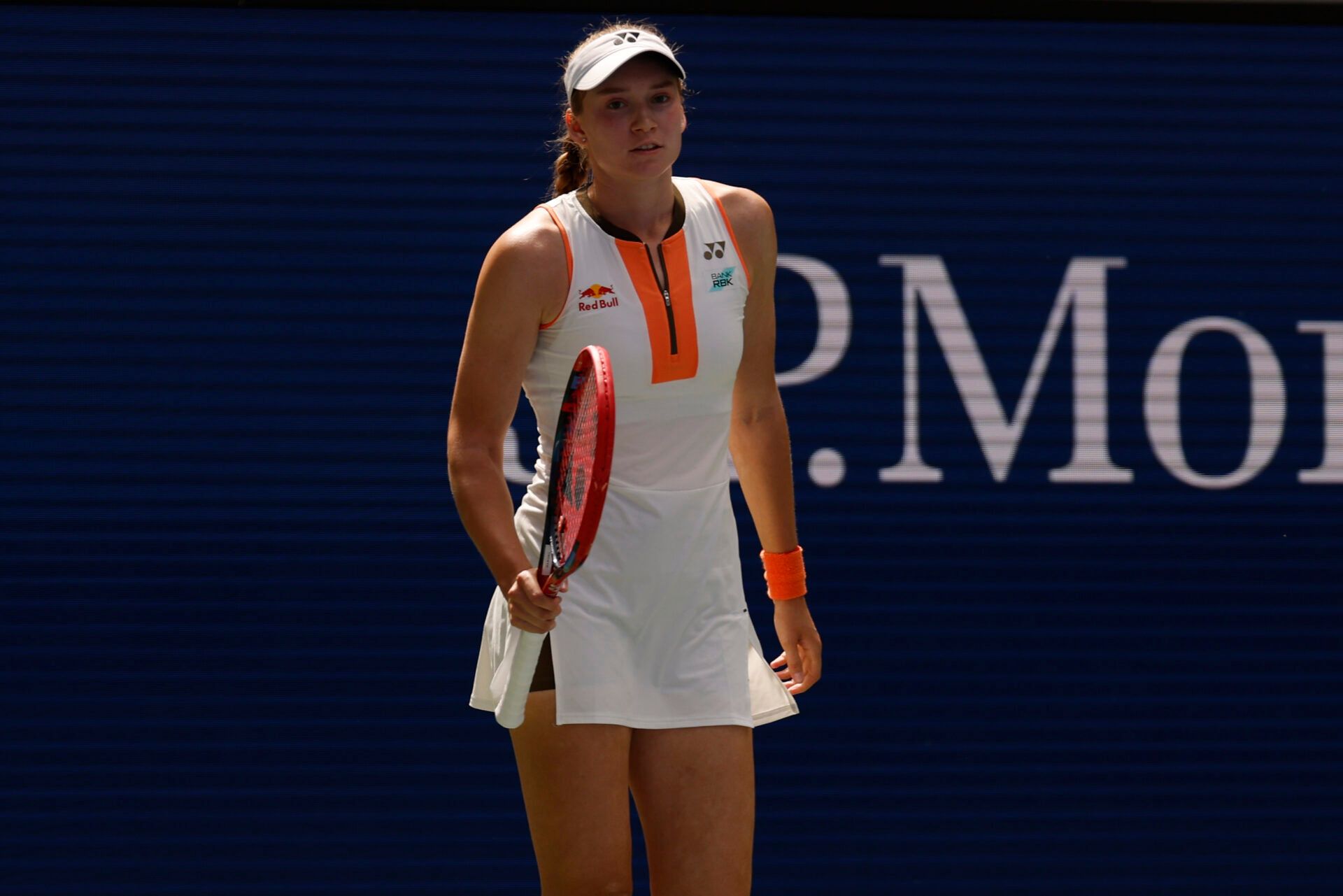 Elena Rybakina will face Jasmine Paolini for a place in the Ningbo Open final, with the race for the WTA Finals heating up.